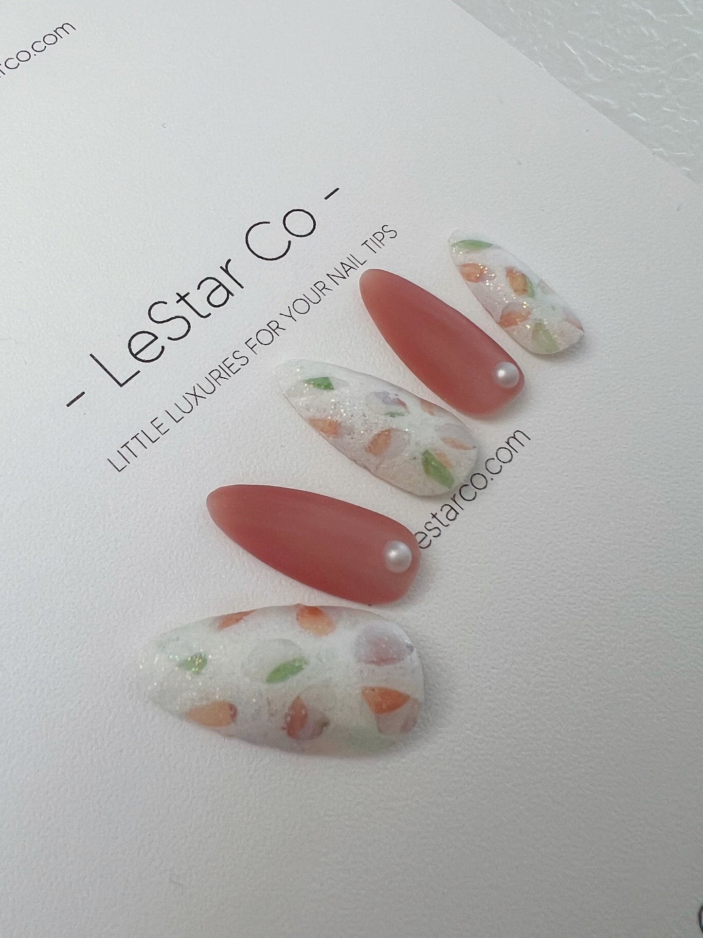 Reusable Matte Flower| Premium Press on Nails Gel | Fake Nails | Cute Fun Colorful Gel Nail Artist faux nails