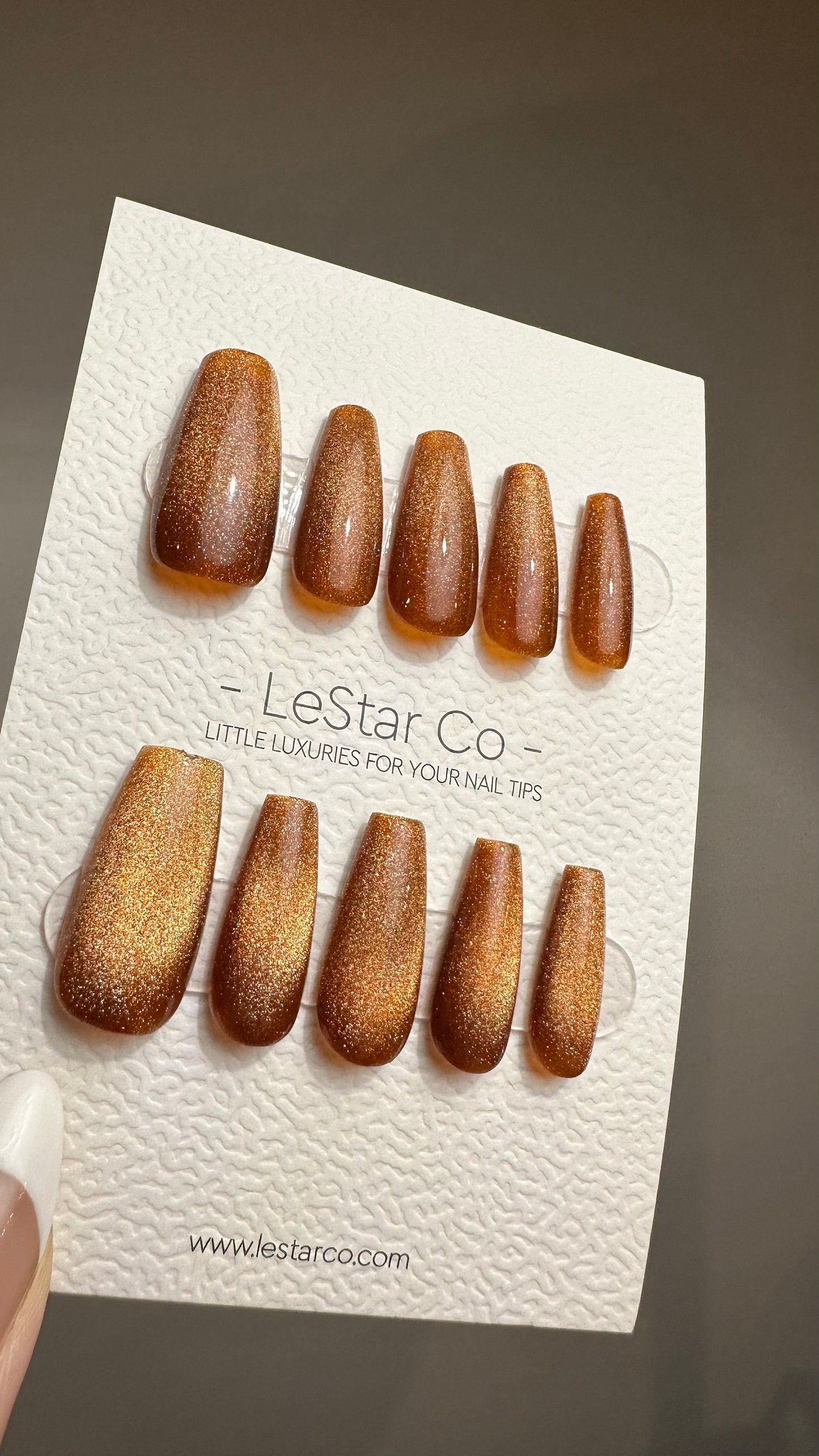 Reusable Sparkling Amber Cat eye | Nails Premium Press on Nails Gel Manicure | Fake Nails | Handmade | Lestarco faux nails TMR517