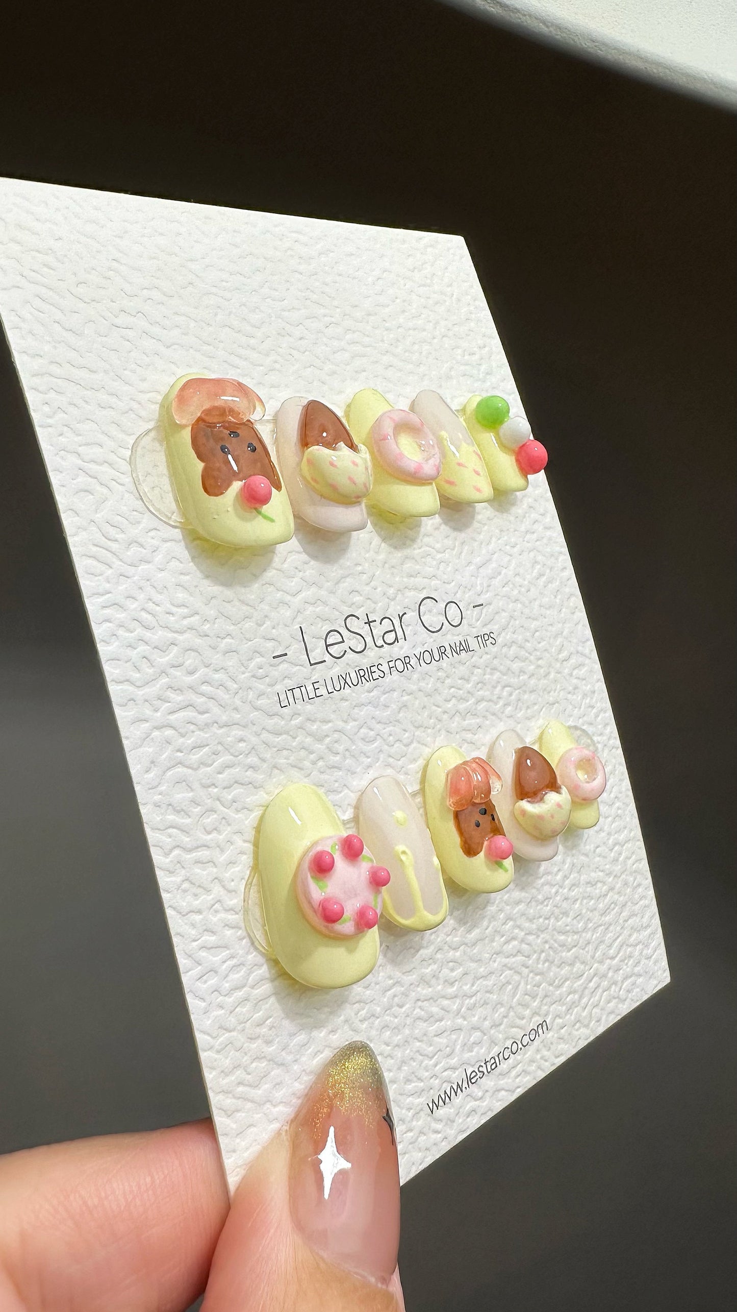 Reusable Bear Cake 3D Design | Premium Press on Nails Gel Manicure | Fake Nails | Handpainted by Professional Nail Faux Nails YR575