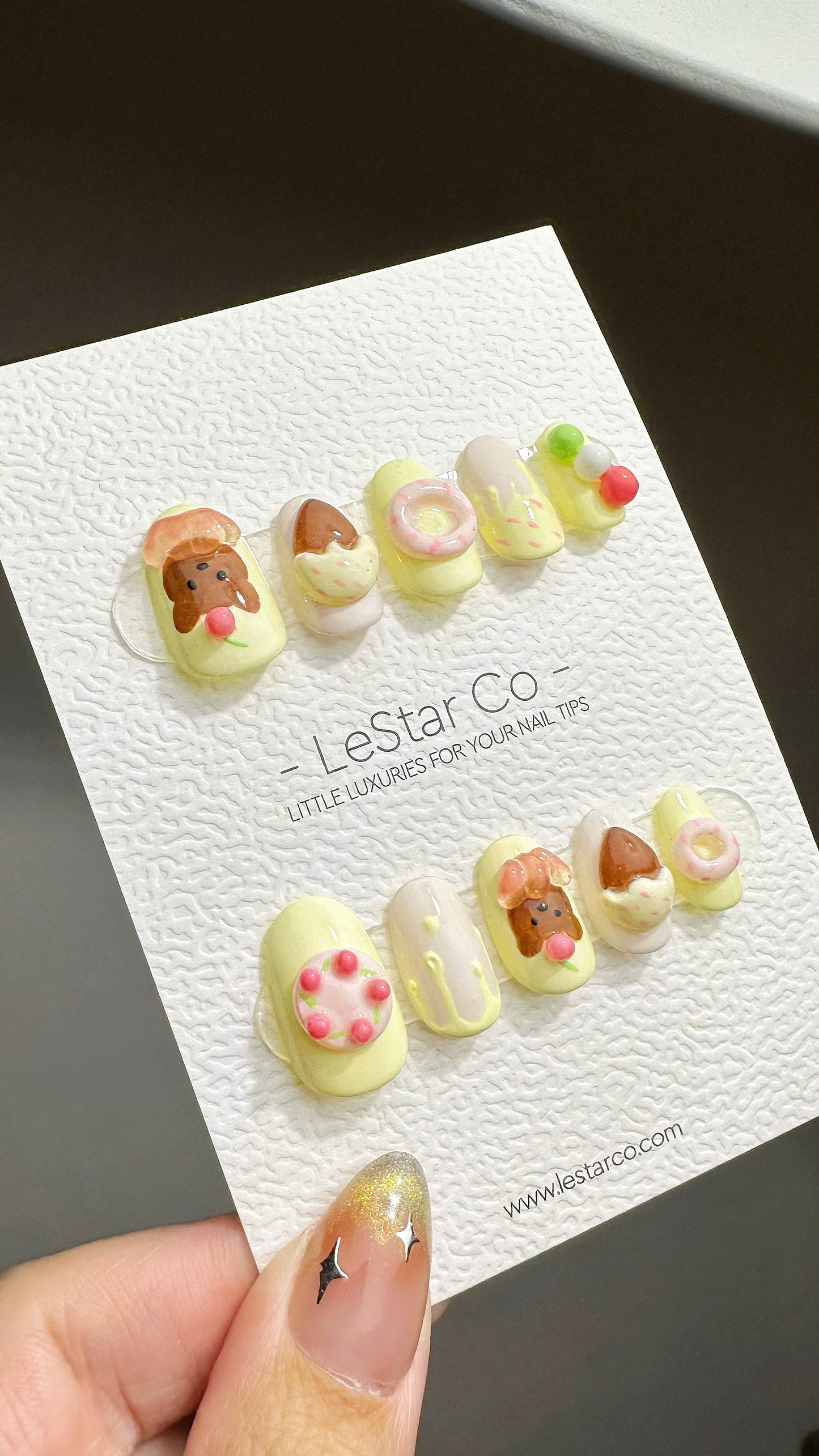 Reusable Bear Cake 3D Design | Premium Press on Nails Gel Manicure | Fake Nails | Handpainted by Professional Nail Faux Nails YR575
