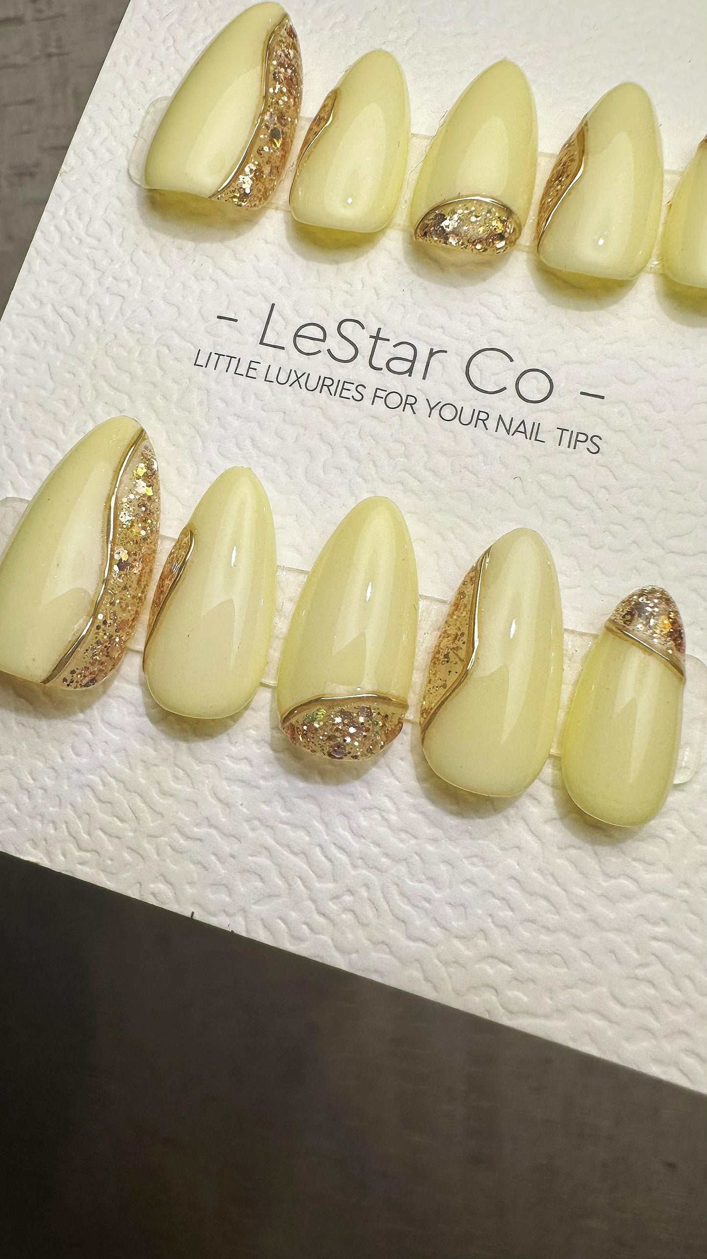 Reusable Lustrous Sand| Premium Press on Nails Gel Hand Painted Pressons Customizable Gel Nail faux nails ML915
