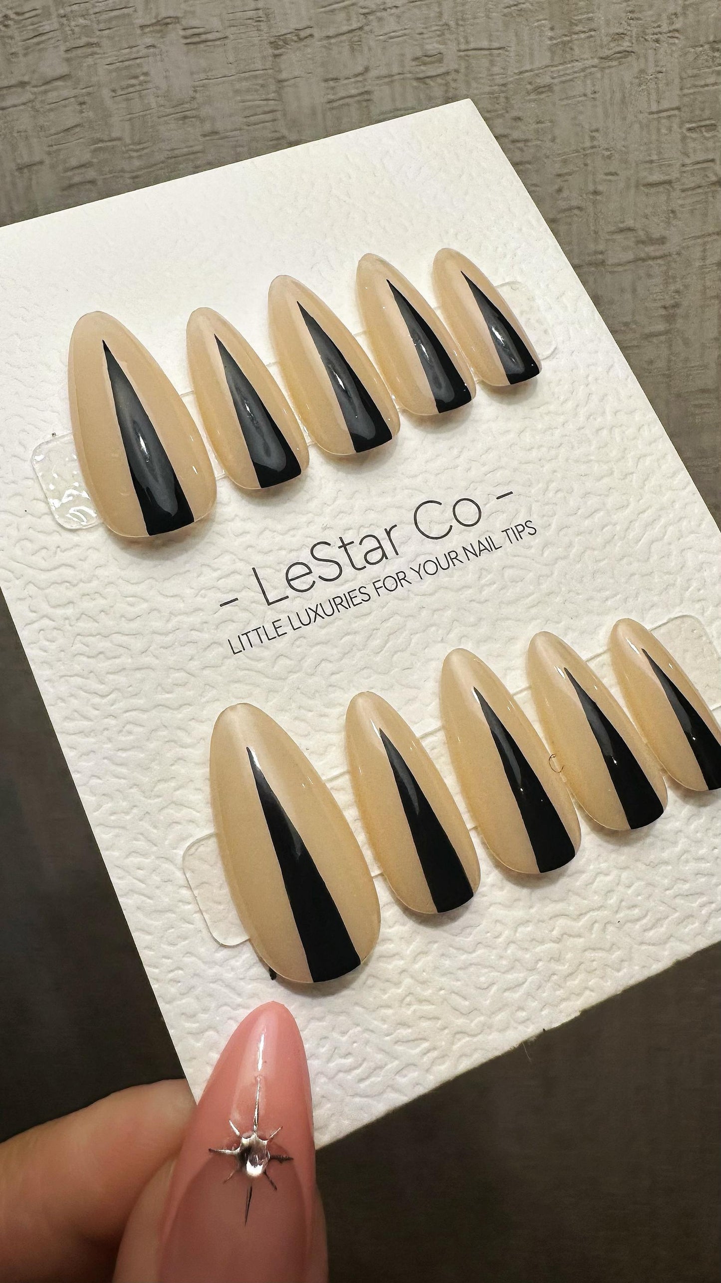 Reusable Nude Ebony Peaks | Premium Press on Nails Gel | Fake Nails | Cute Fun Colorful Gel Nail Artist faux nails ML917
