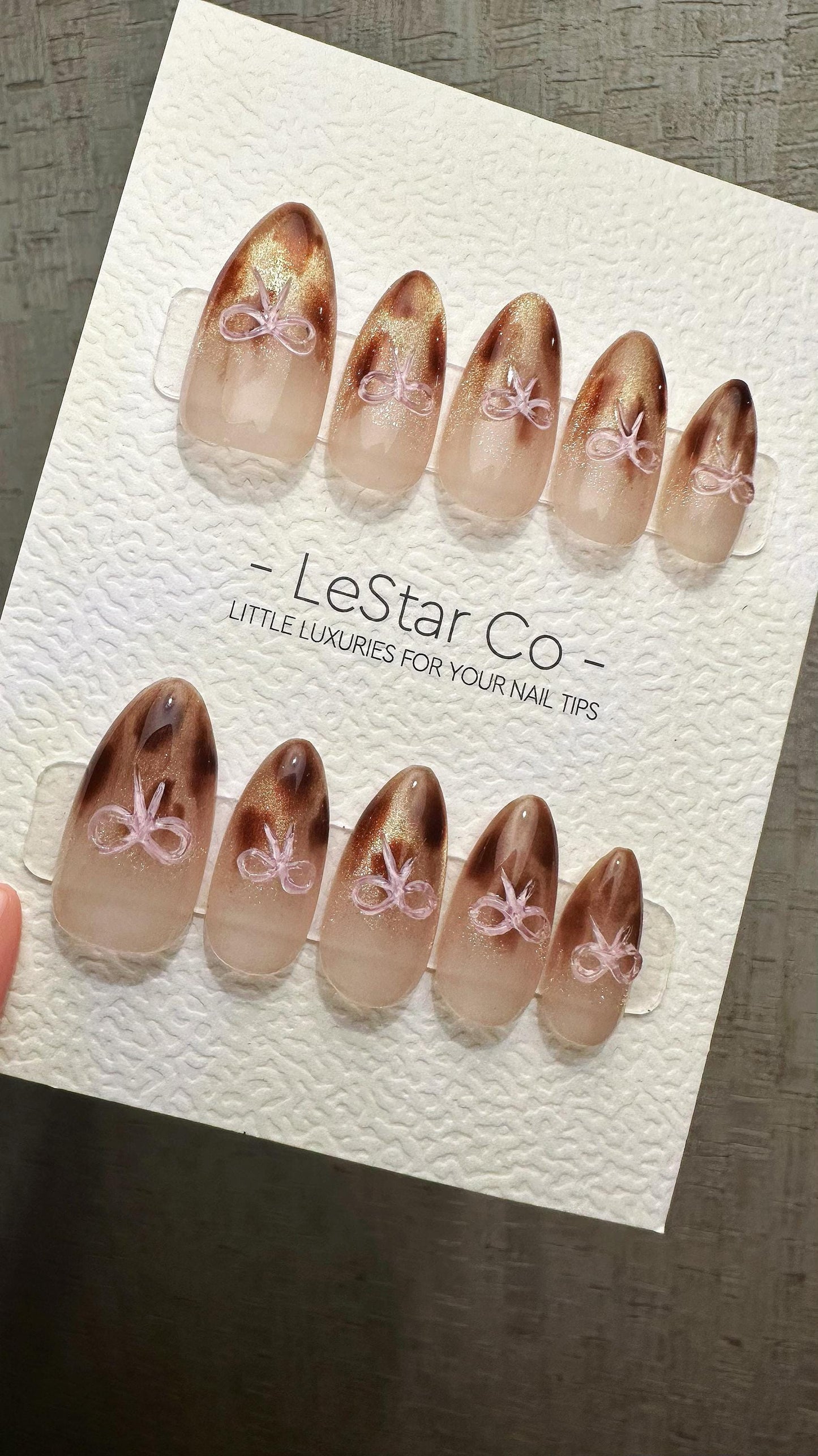 Reusable Bowed in Bronze Cat Eye Effect| Nails Premium Press on Nails Gel Manicure | Fake Nails | Handmade | faux nails ML923