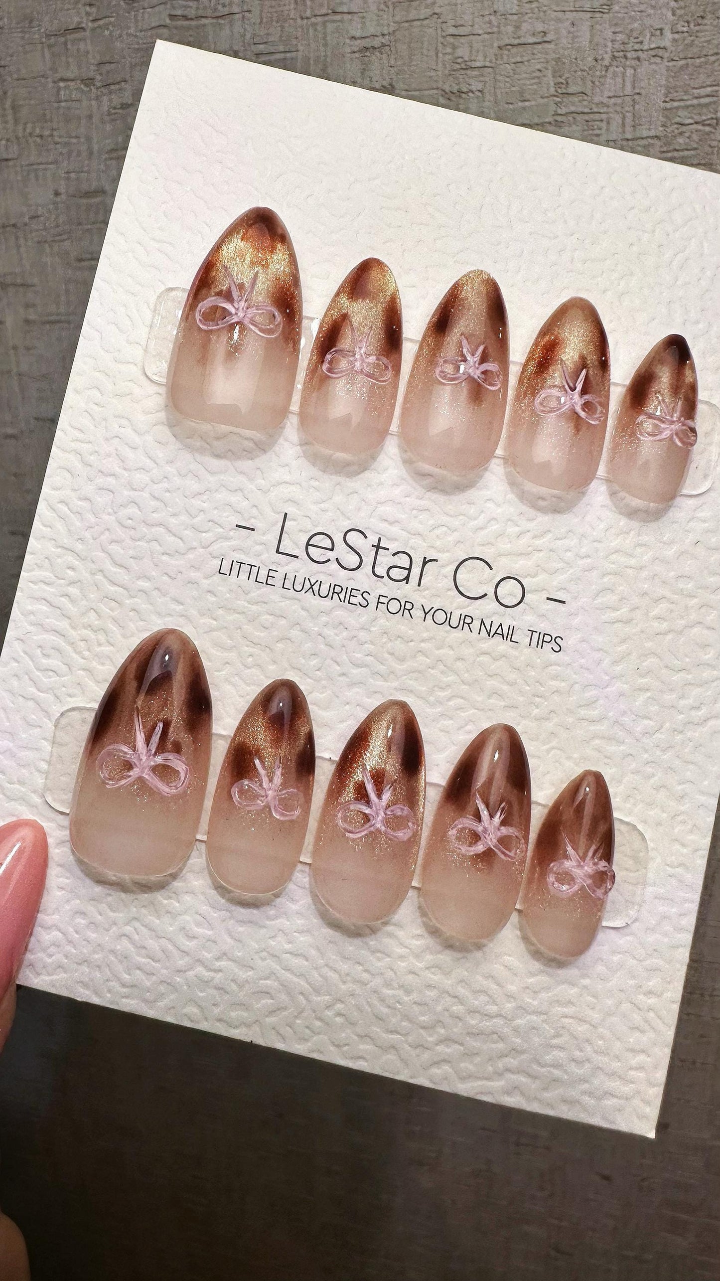 Reusable Bowed in Bronze Cat Eye Effect| Nails Premium Press on Nails Gel Manicure | Fake Nails | Handmade | faux nails ML923