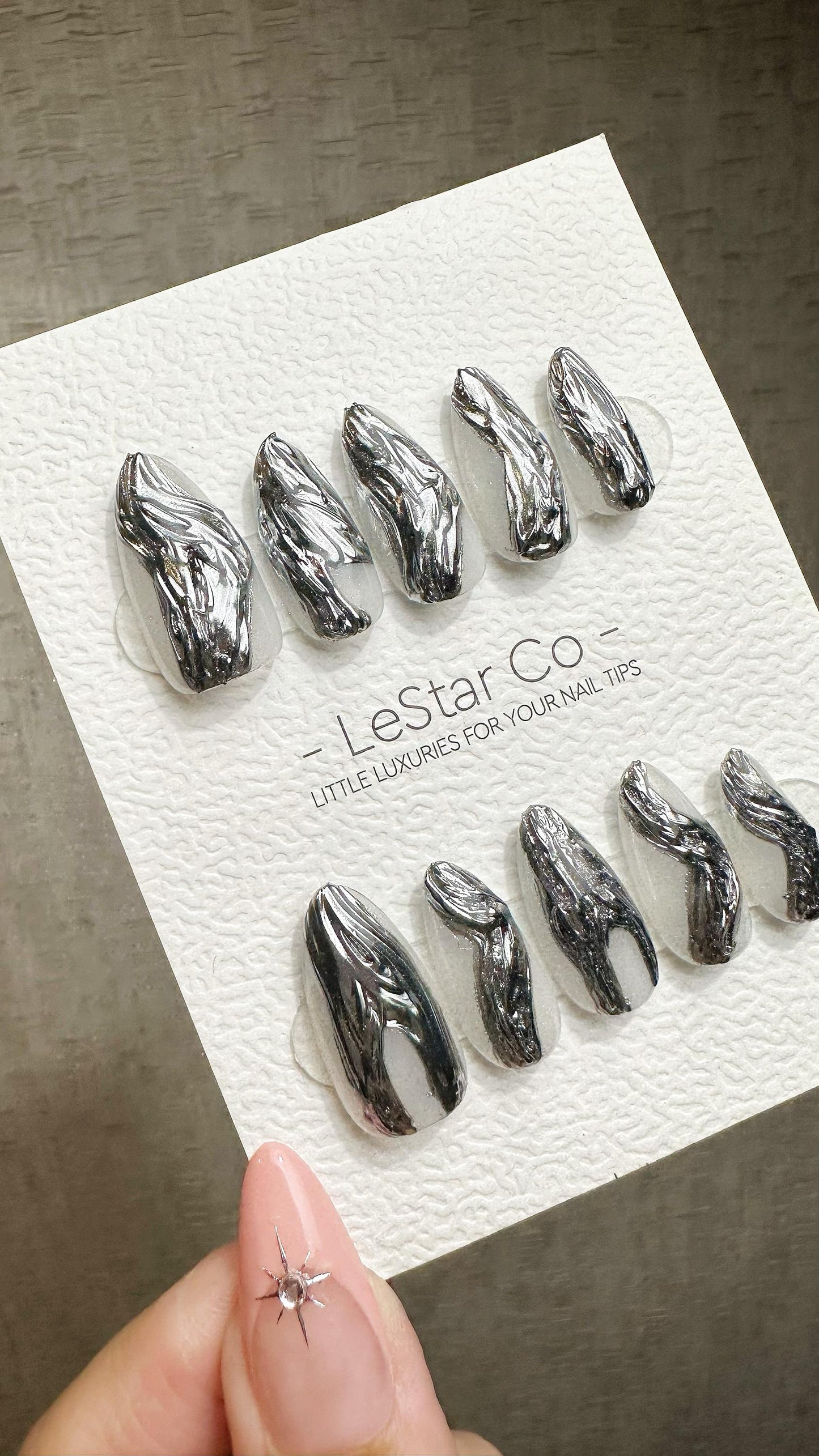 Reusable Liquid Metal Waves | Premium Press on Nails Gel Hand Painted Pressons Customizable Gel Nail Artist faux nails ML928