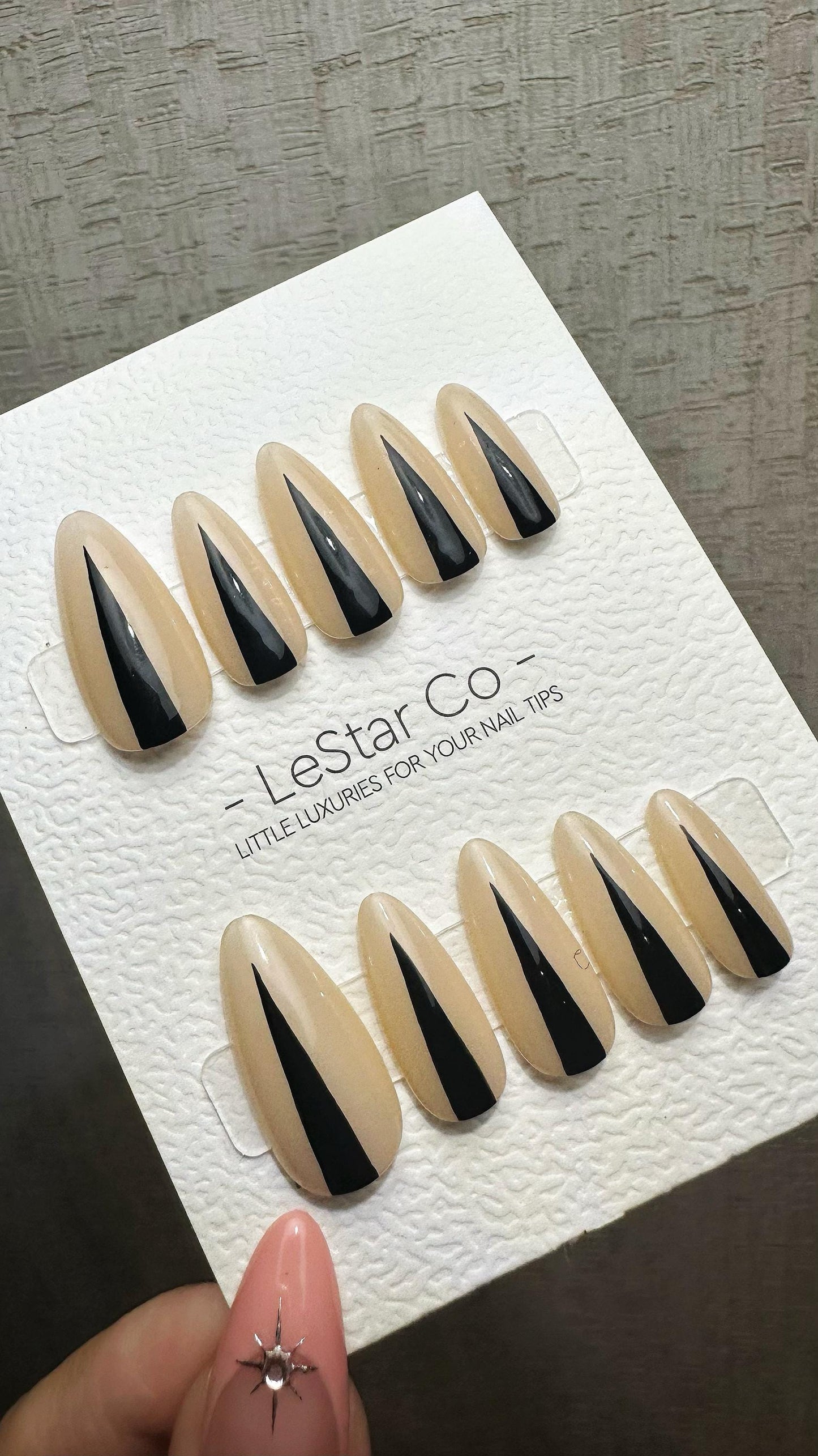 Reusable Nude Ebony Peaks | Premium Press on Nails Gel | Fake Nails | Cute Fun Colorful Gel Nail Artist faux nails ML917