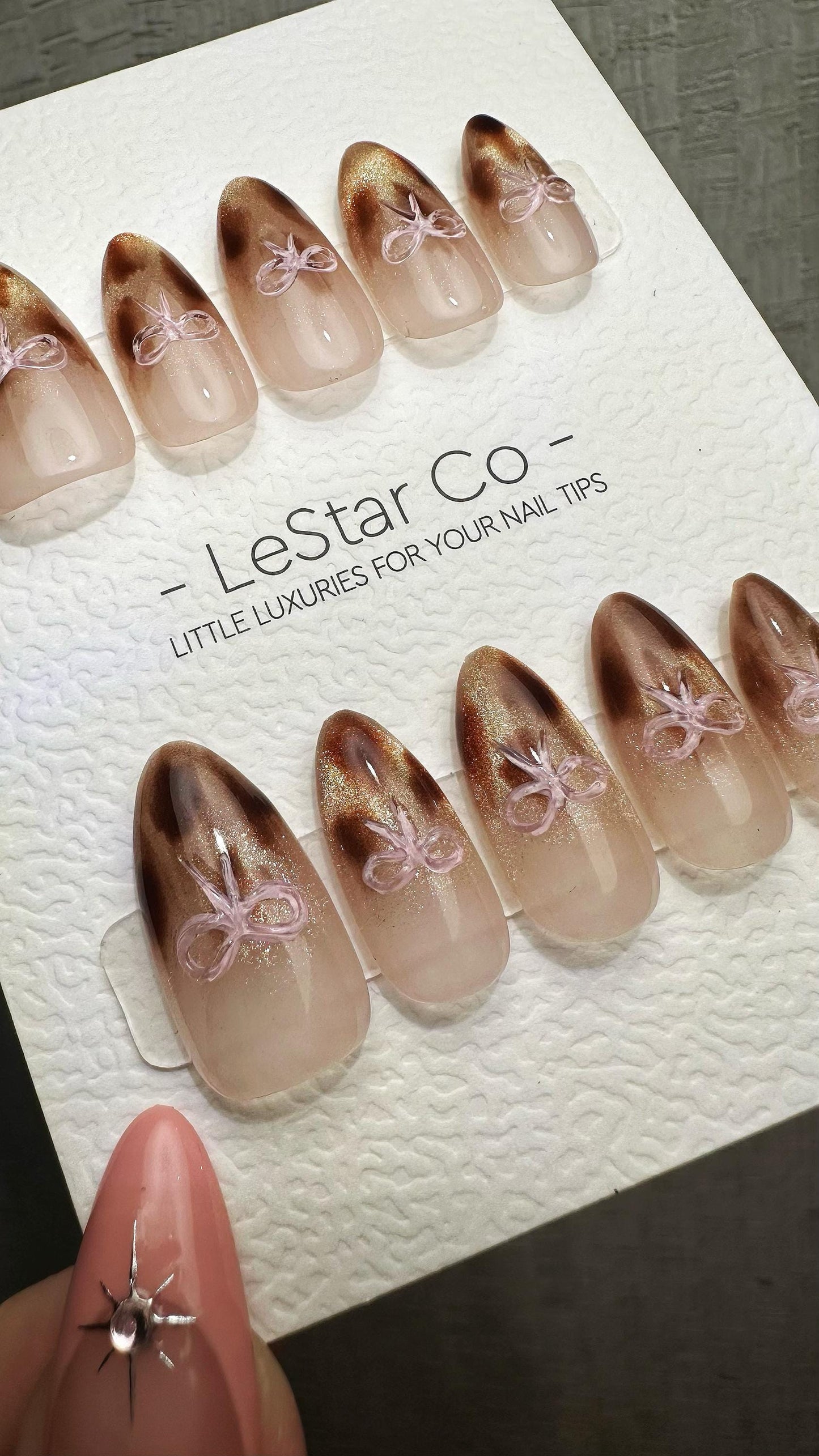 Reusable Bowed in Bronze Cat Eye Effect| Nails Premium Press on Nails Gel Manicure | Fake Nails | Handmade | faux nails ML923