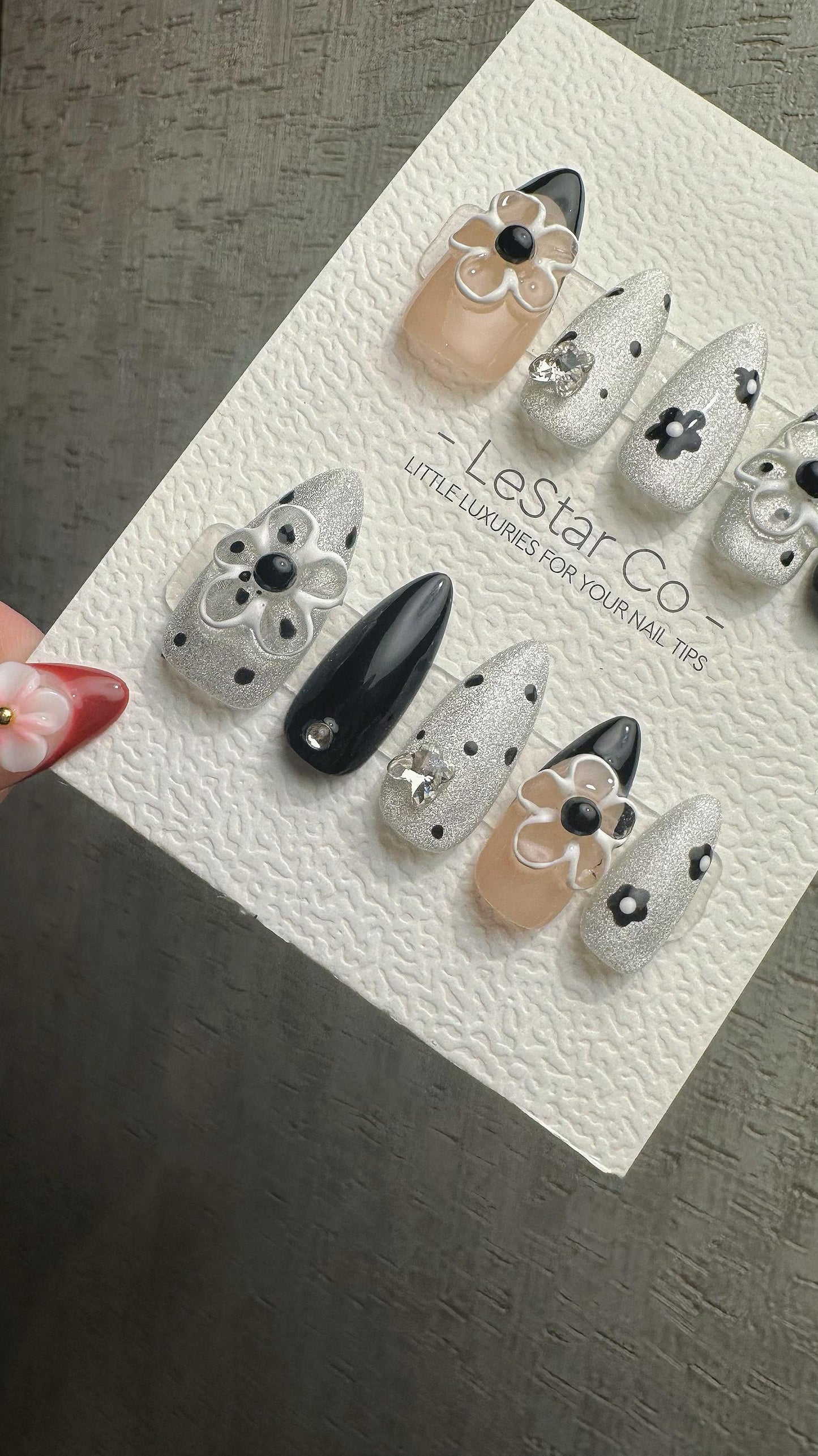 Reusable Black Daisy Glam French Tip| Premium Press on Nails Gel | Fake Nails | Cute Fun Colorful Gel Nail faux nails WM981