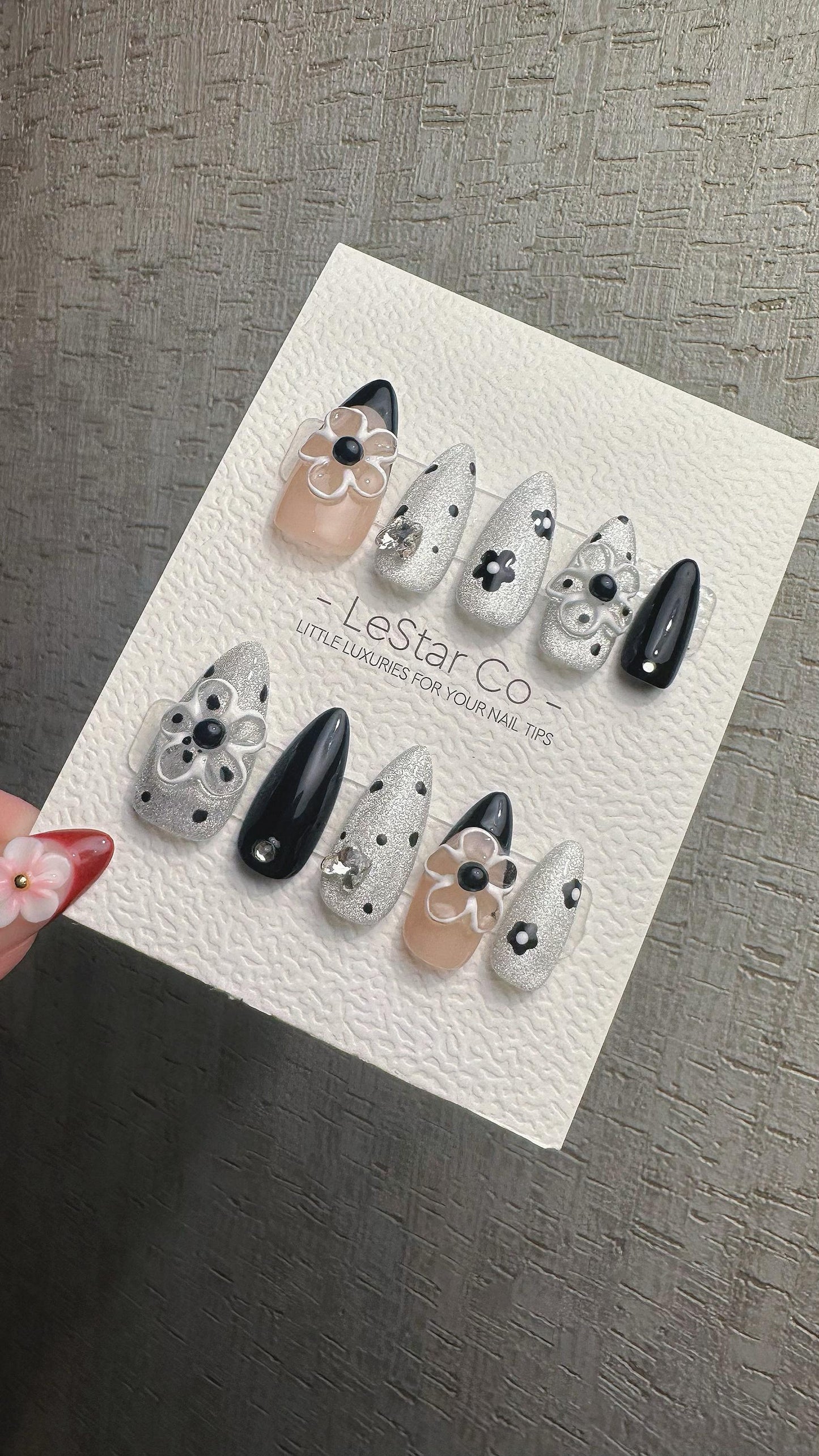 Reusable Black Daisy Glam French Tip| Premium Press on Nails Gel | Fake Nails | Cute Fun Colorful Gel Nail faux nails WM981