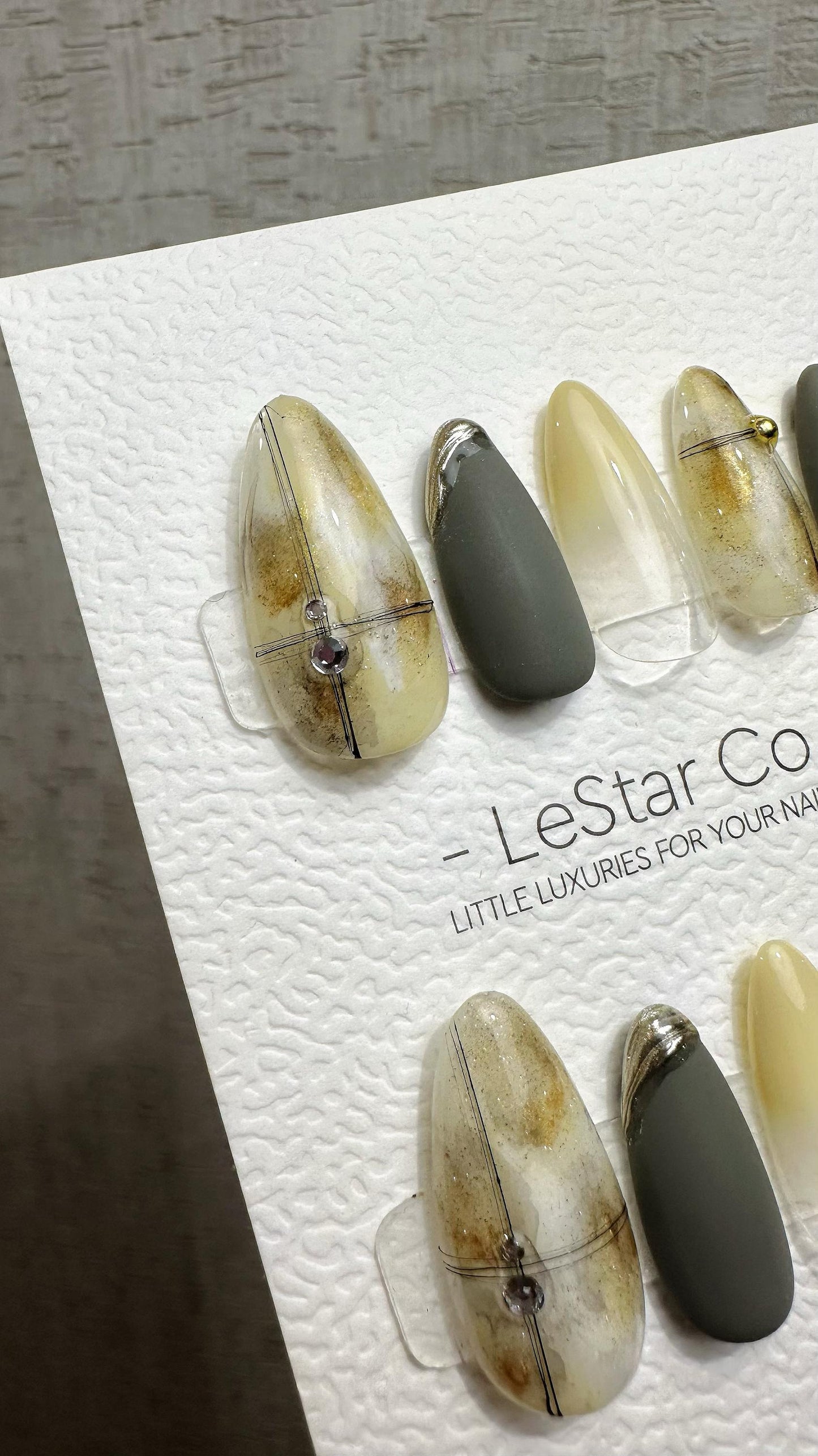 Reusable Slate Marble | Premium Handmade Press on Nails Gel Hand Painted Pressons Customizable Gel Nail Artist faux nails QN968