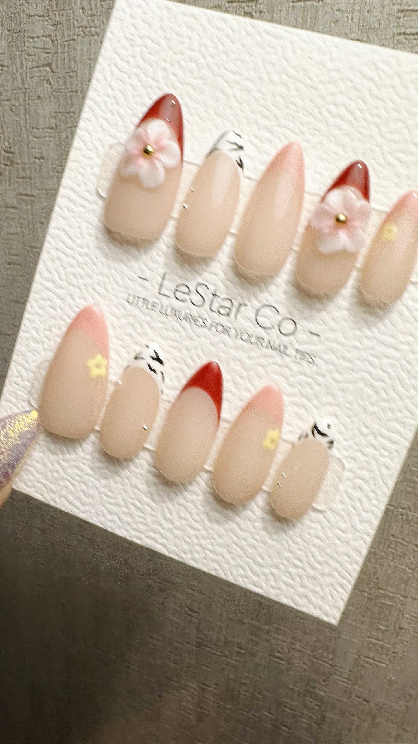 Reusable Blushing Petals French Tip | Premium Handmade Press on Nails Gel | Fake Nails | Cute Fun Colorful Gel Nail Artist faux nails WM975