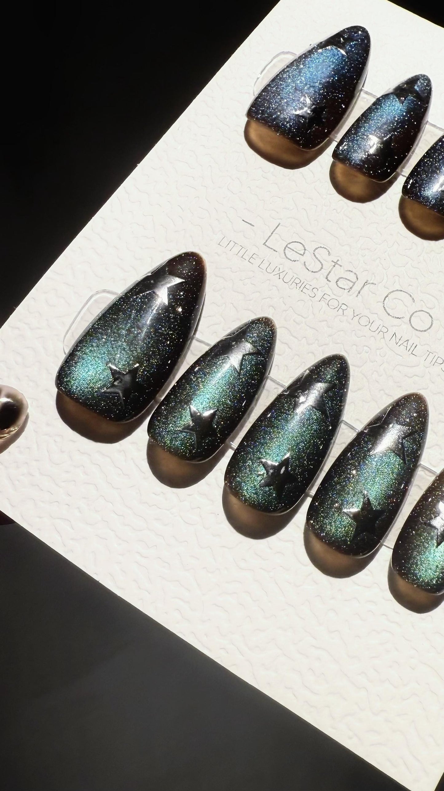 Reusable Galactic Green Cat Eye Effect | Premium Press on Nails Gel Hand Painted Pressons Customizable Gel Nail Artist faux nails WM1004