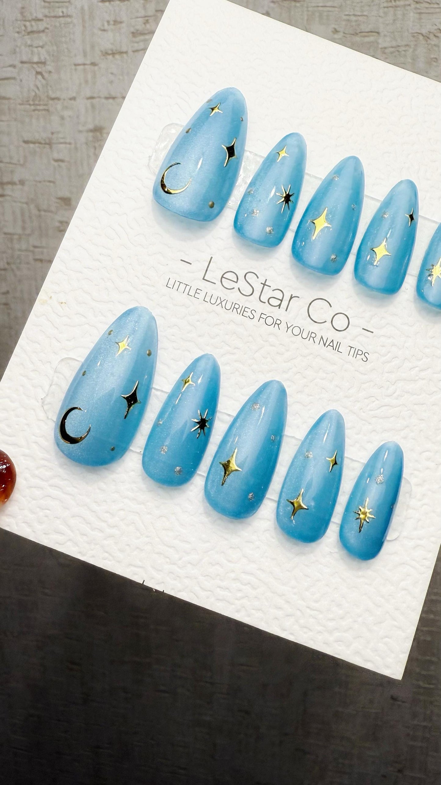 Reusable Lunar Blue Cat Eye Effect| Premium Press on Nails Gel Hand Painted Pressons Customizable Gel Nail Artist faux nails TMR1028