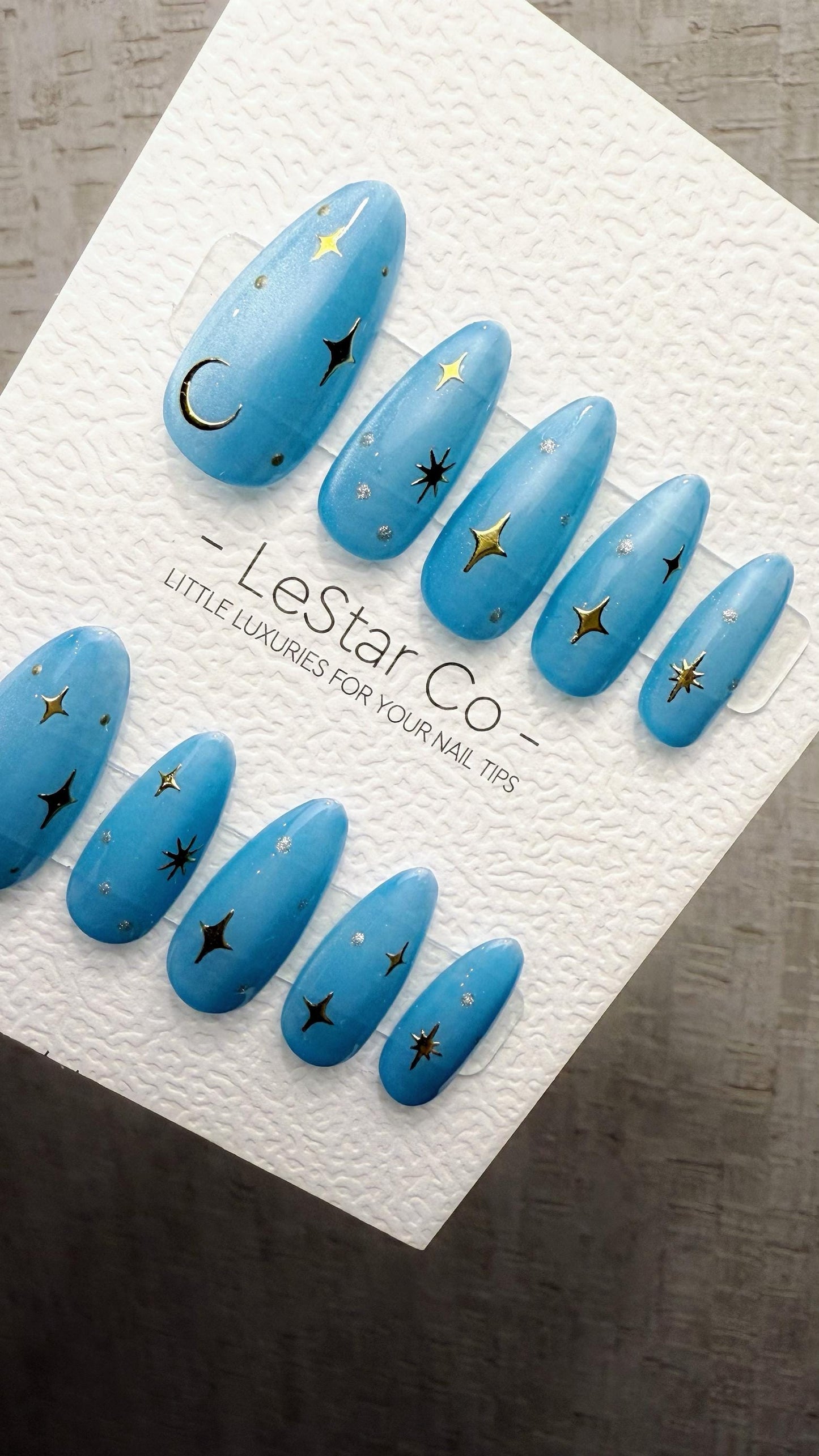 Reusable Lunar Blue Cat Eye Effect| Premium Press on Nails Gel Hand Painted Pressons Customizable Gel Nail Artist faux nails TMR1028