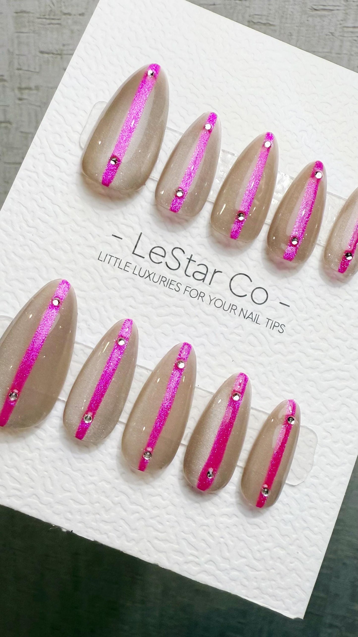 Reusable Neon Elegance Hot Pink Strike| Premium Press on Nails Gel Hand Painted Pressons Customizable Gel Nail Artist faux nails TMW1017
