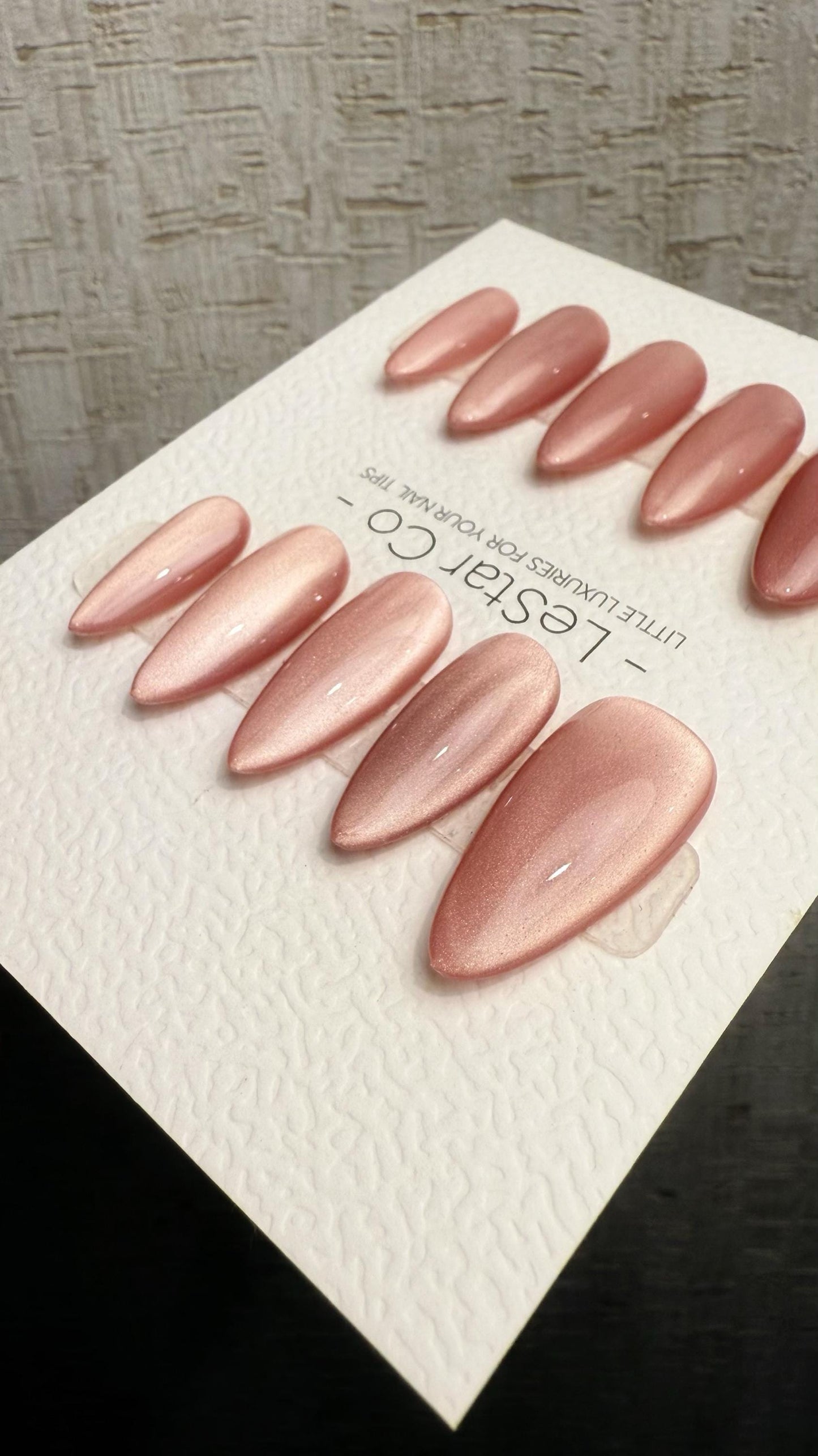 Reusable Silky Rosewood Cat Eye Effect | Nails Premium Press on Nails Gel Manicure Handprint Pressons Handmade | Lestarco nails WM1021