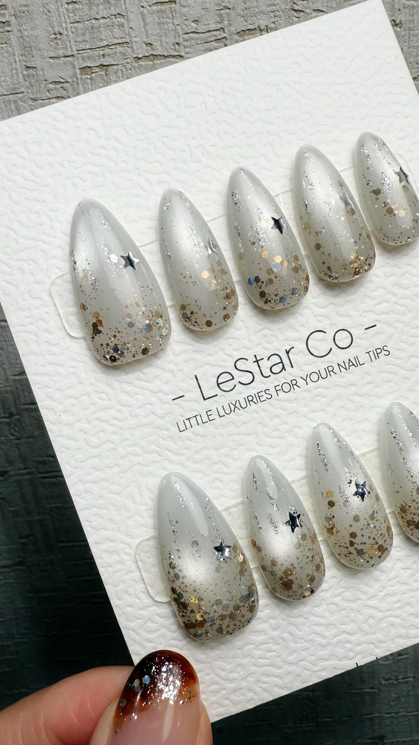 Reusable Silver Comet Cat Eye Effect| Premium Press on Nails Gel | Fake Nails | Cute Fun Colorful Gel Nail faux nails WM1022