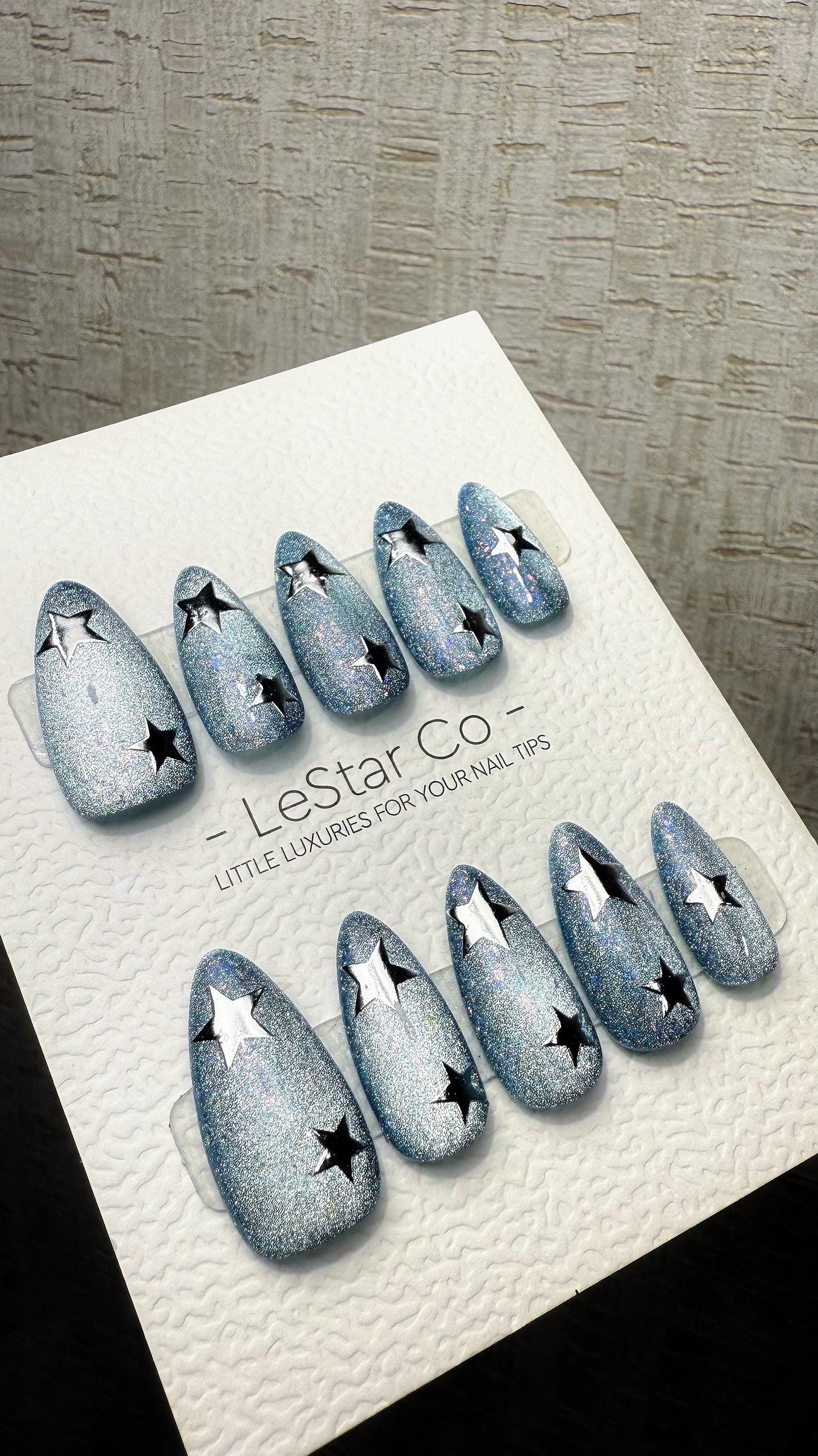 Reusable Starburst Hologram Cat Eye Effect| Premium Press on Nails Gel Hand Painted Pressons Customizable Gel Nail Artist faux nails WM1025