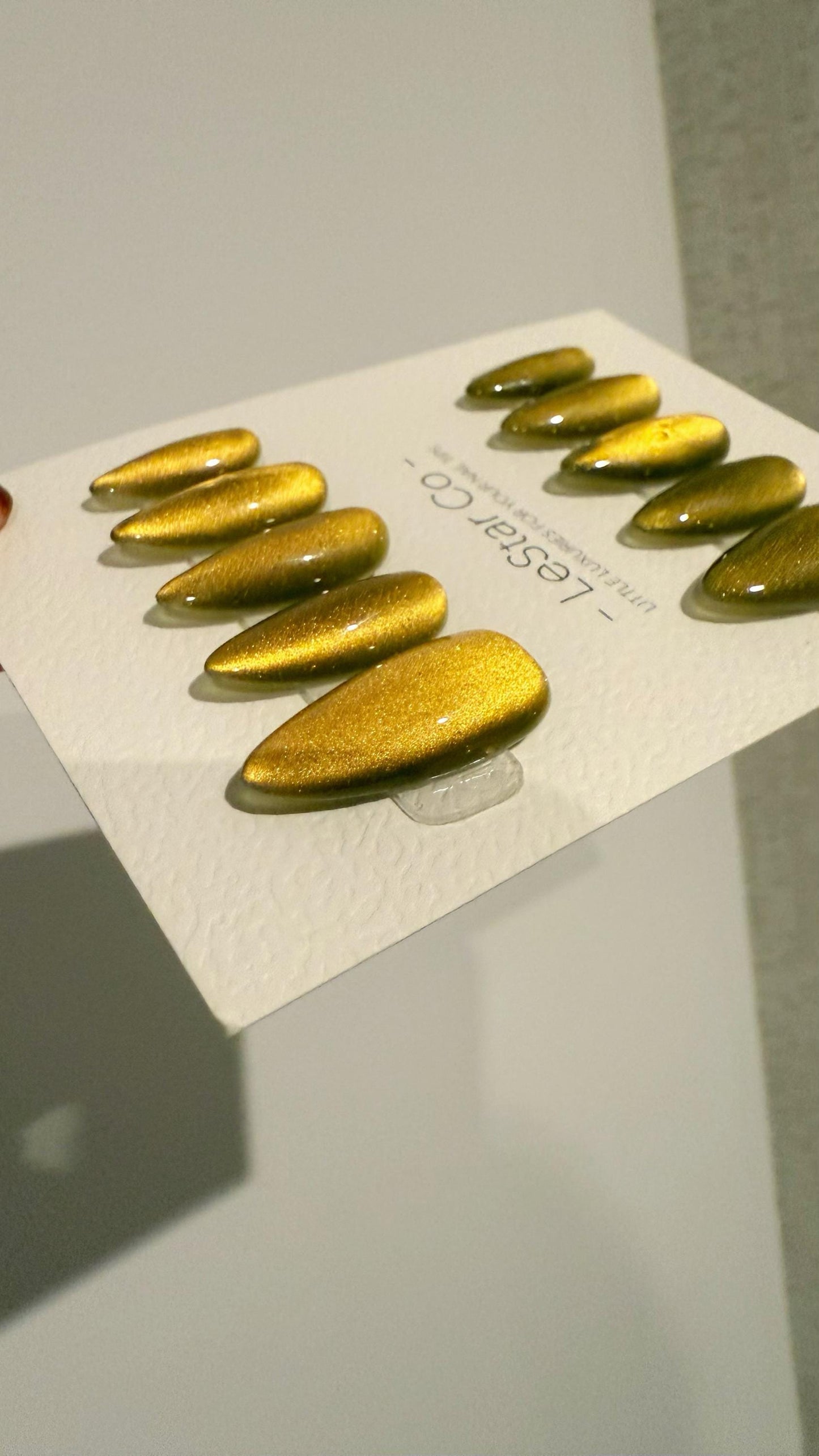 Reusable Molten Gold Cat eye | Nails Premium Press on Nails Gel Manicure Handprint Pressons Handmade | Lestarco faux nails WM1038
