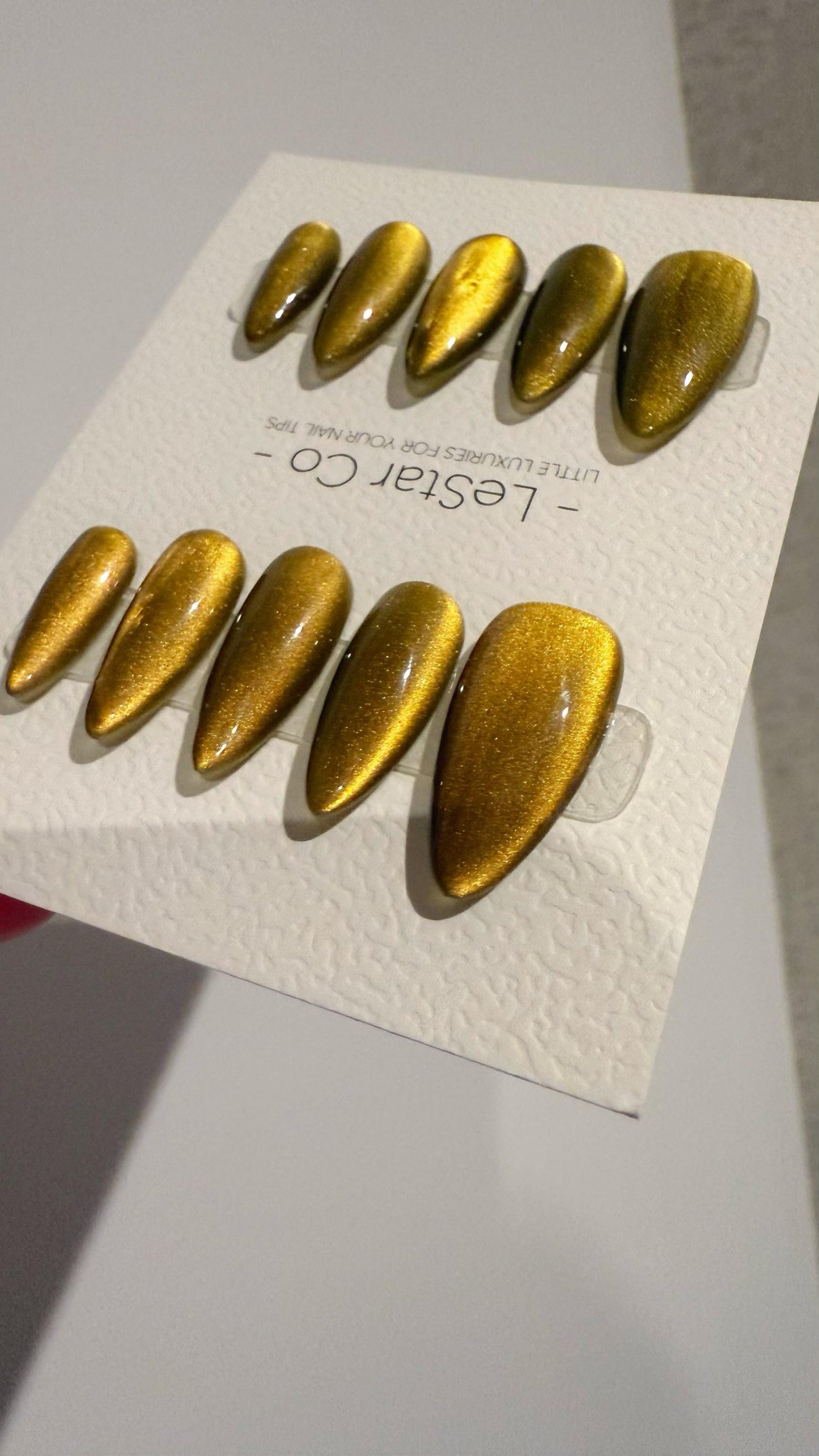Reusable Molten Gold Cat eye | Nails Premium Press on Nails Gel Manicure Handprint Pressons Handmade | Lestarco faux nails WM1038