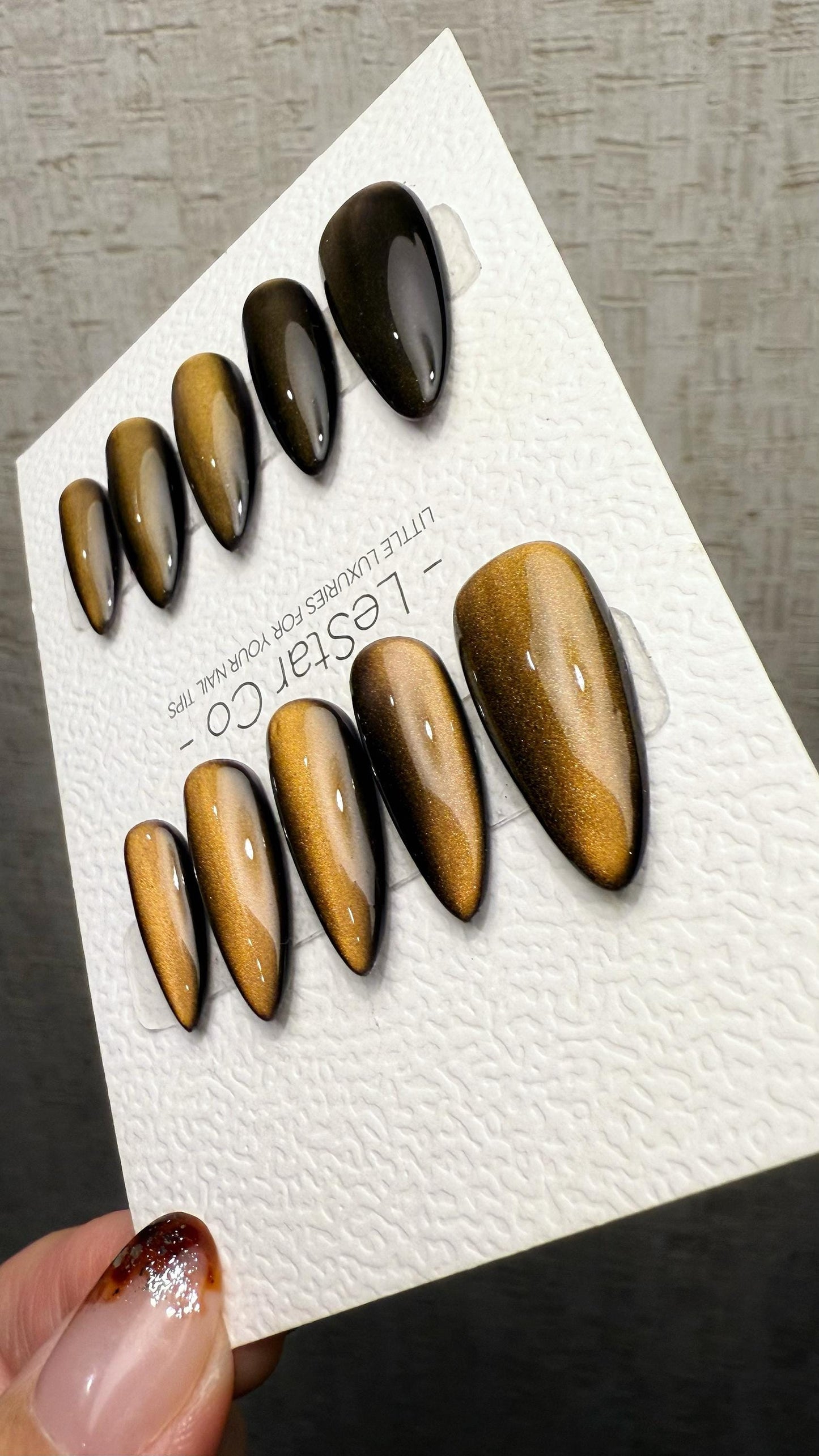 Reusable Tiger's Eye Cat Eye Effect | Nails Premium Press on Nails Gel Manicure Handprint Pressons Handmade | Lestarco nails WM1031