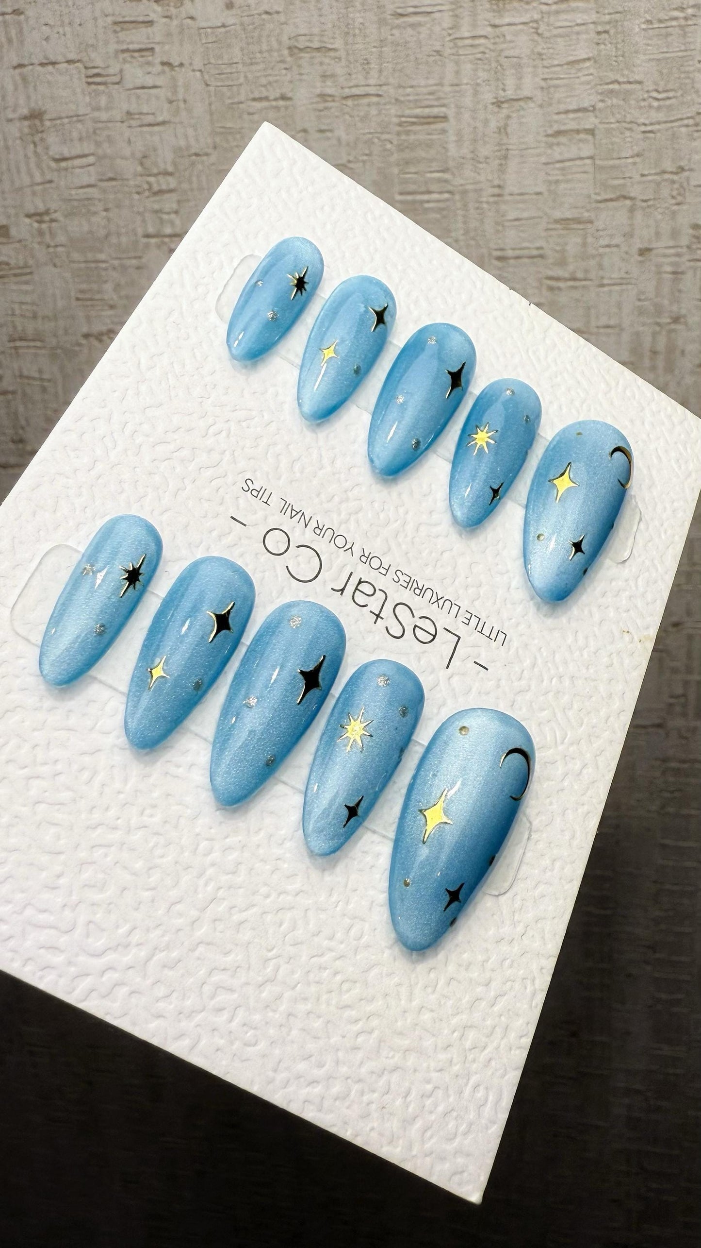 Reusable Lunar Blue Cat Eye Effect| Premium Press on Nails Gel Hand Painted Pressons Customizable Gel Nail Artist faux nails TMR1028