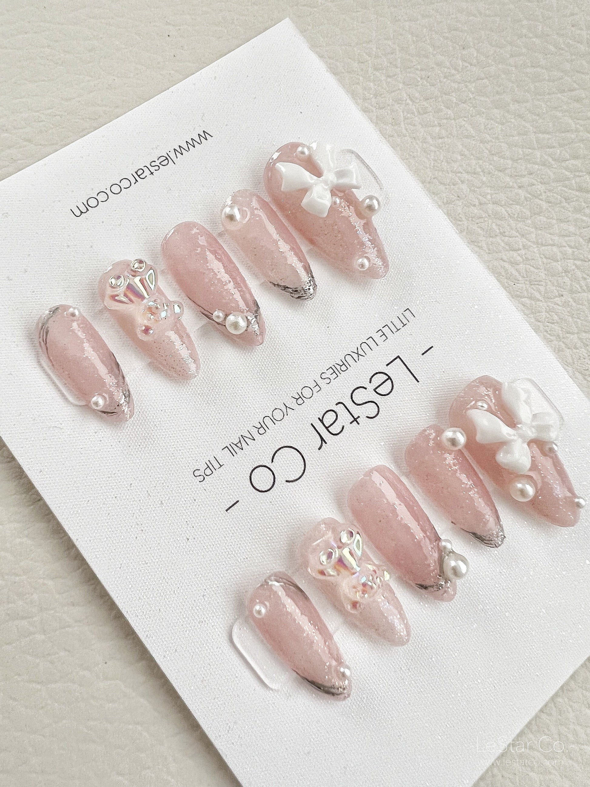 Reusable Ribbon Bear Pearl | Premium Press on Nails Gel Manicure | Fake Nails | Handmade | Lestarco faux nails 129zz