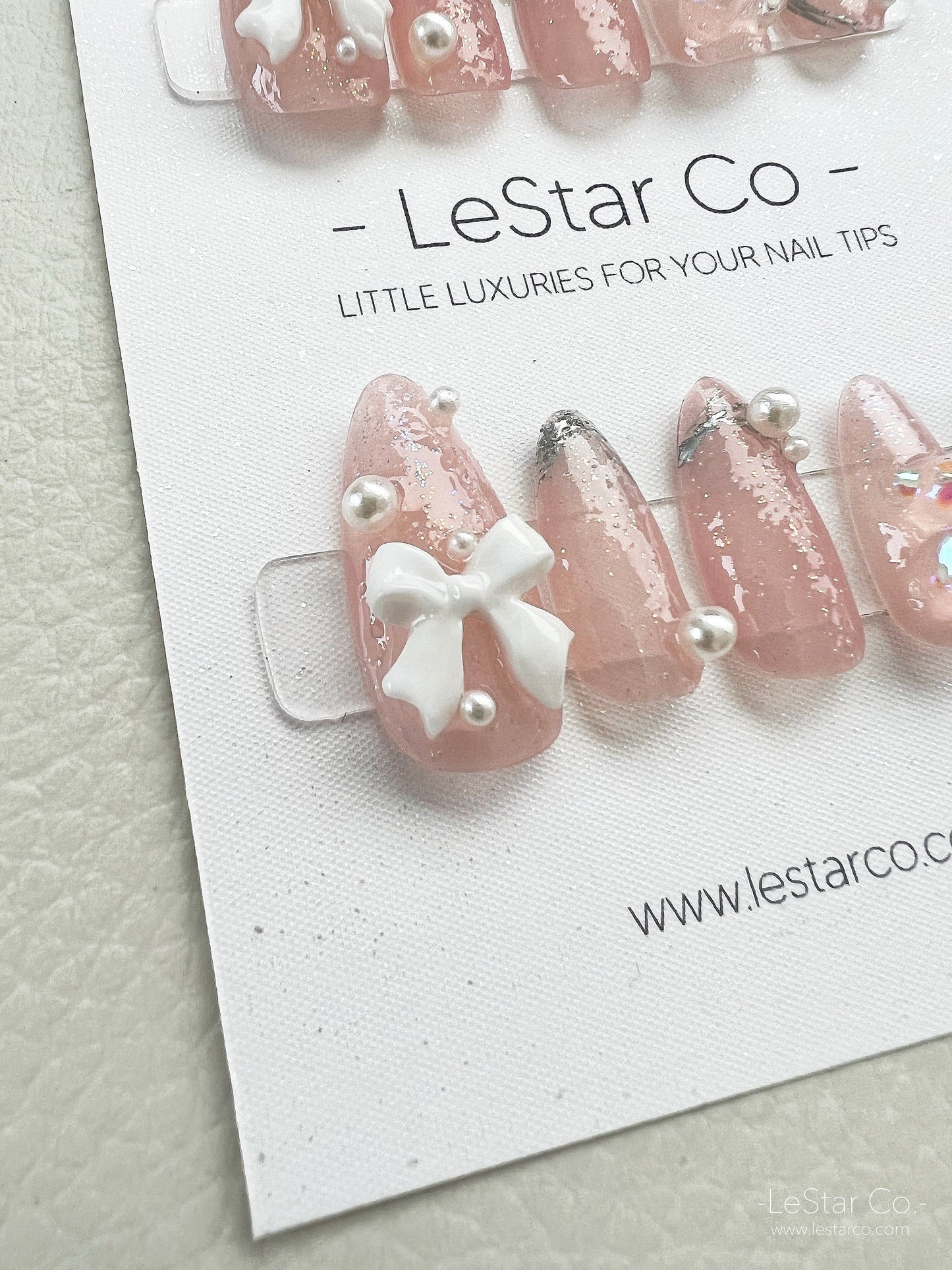 Reusable Ribbon Bear Pearl | Premium Press on Nails Gel Manicure | Fake Nails | Handmade | Lestarco faux nails 129zz