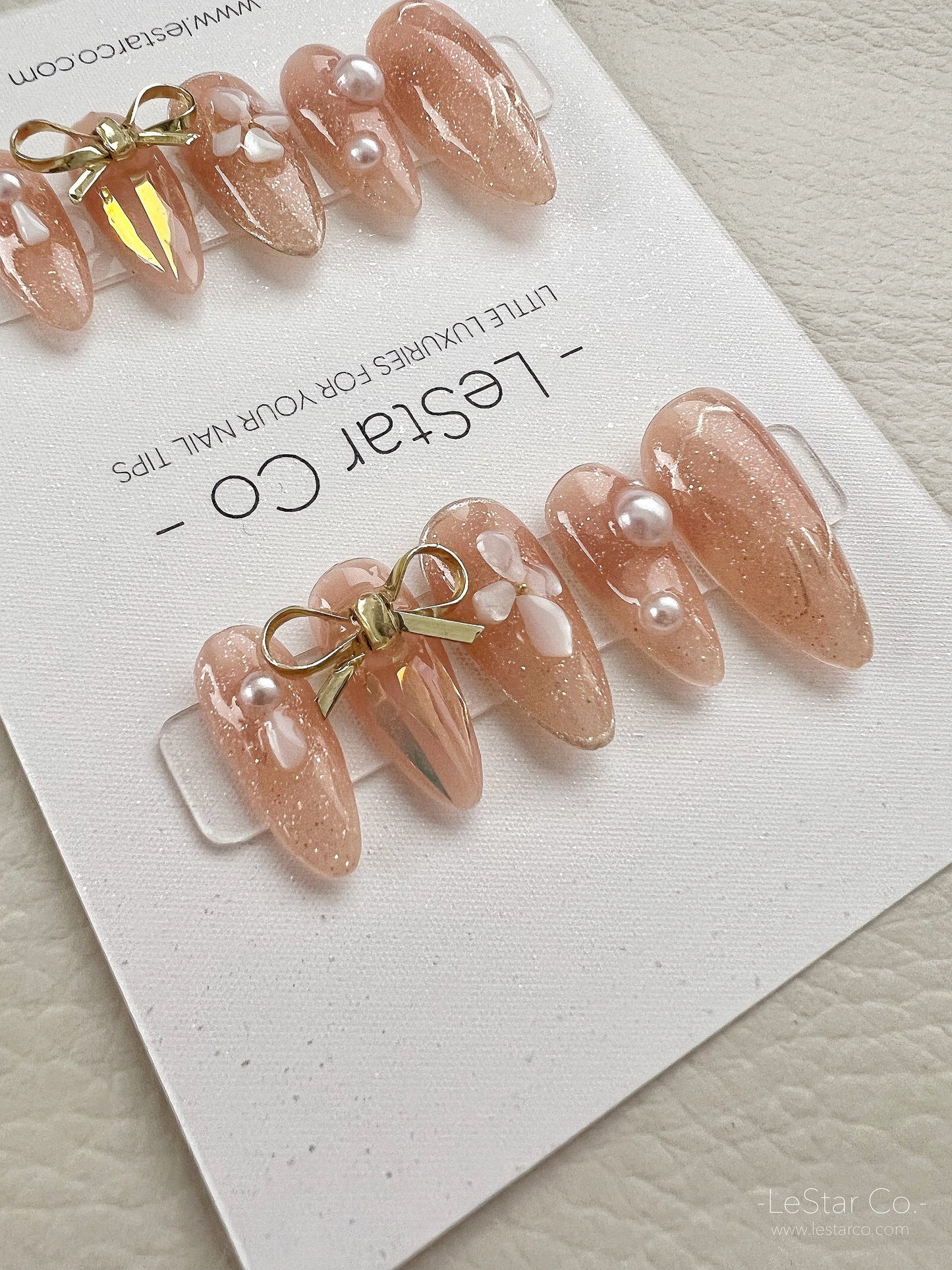 Reusable Cute Bow Premium Short Press on Nails Gel Manicure | Fake Nails | Handmade | Lestarco faux nails XWZ127