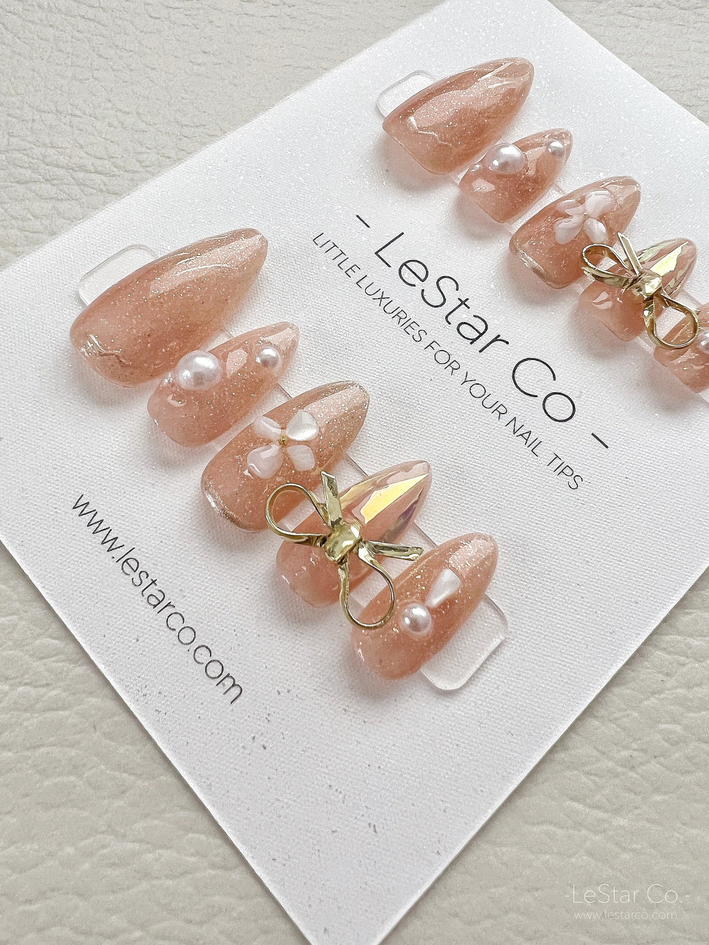 Reusable Cute Bow Premium Short Press on Nails Gel Manicure | Fake Nails | Handmade | Lestarco faux nails XWZ127