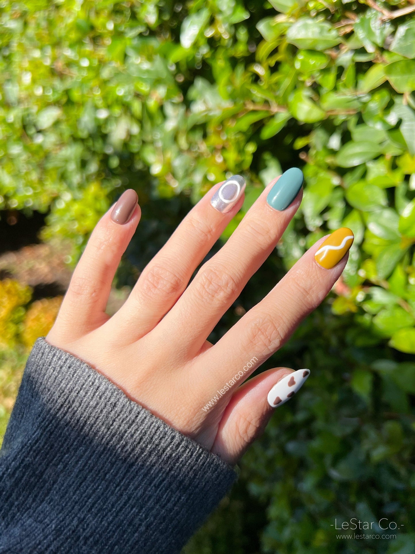 Reusable Abstract Art Premium Press on Nails Gel Manicure | Fake Nails | Handmade | Lestarco faux nails XWZ139