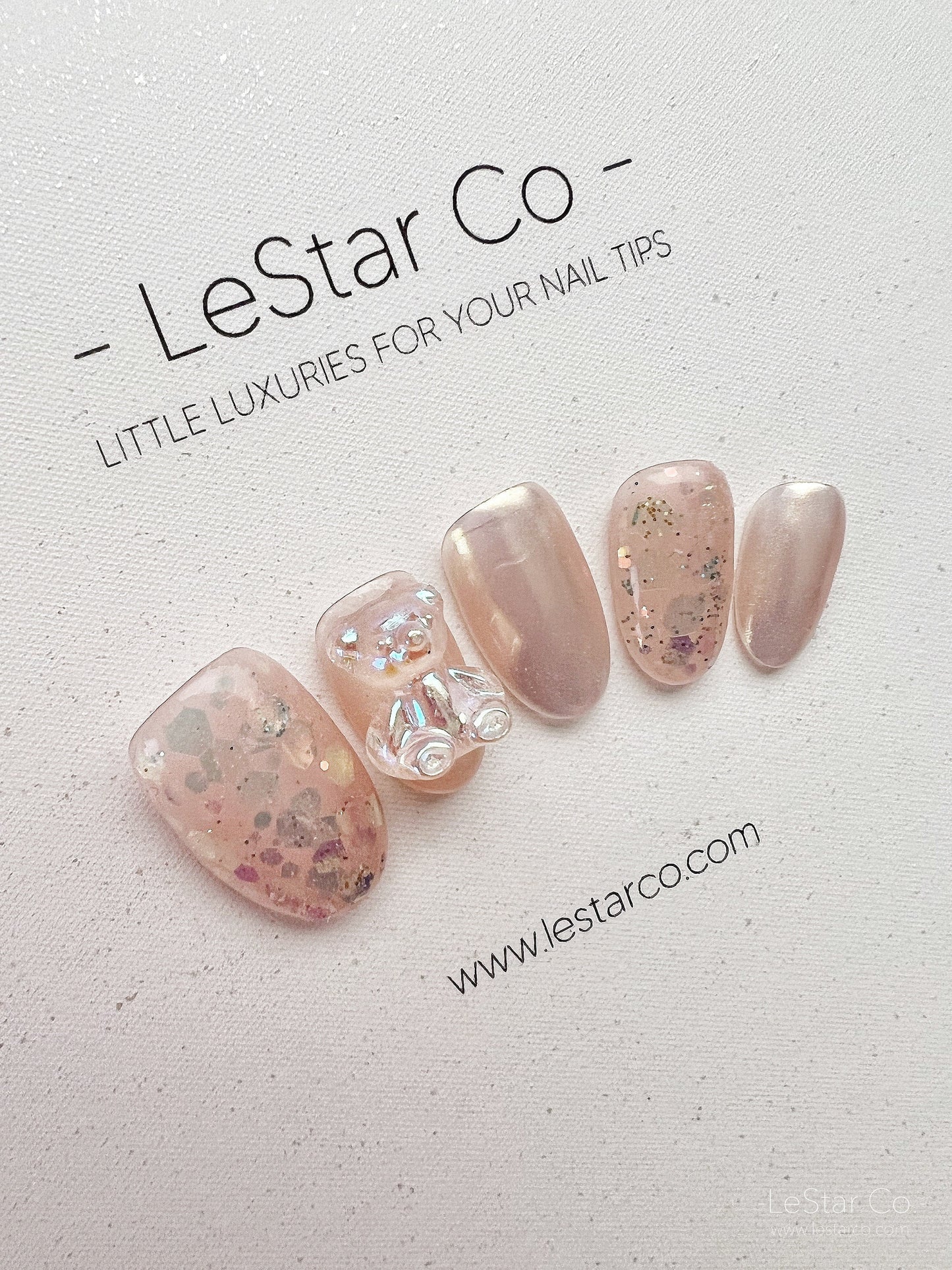 Reusable Aurora Bear Nails Premium Short Press on Nails Gel Manicure | Fake Nails | Handmade | Lestarco faux nails XWZ168