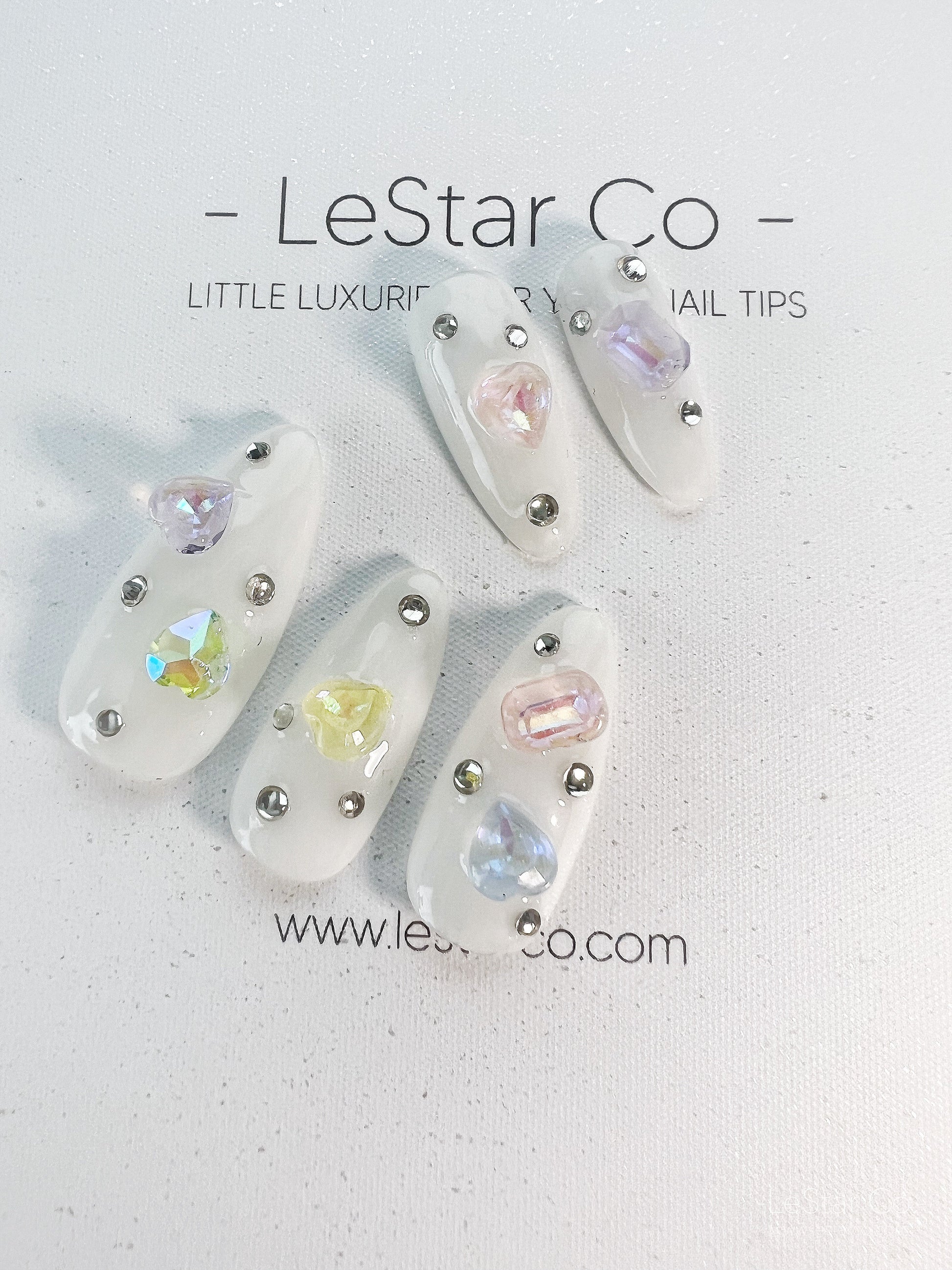 Reusable Aurora Crystal with rhinestones | Premium Press on Nails Gel Manicure | Fake Nails | Handmade | Lestarco faux nails 129zz