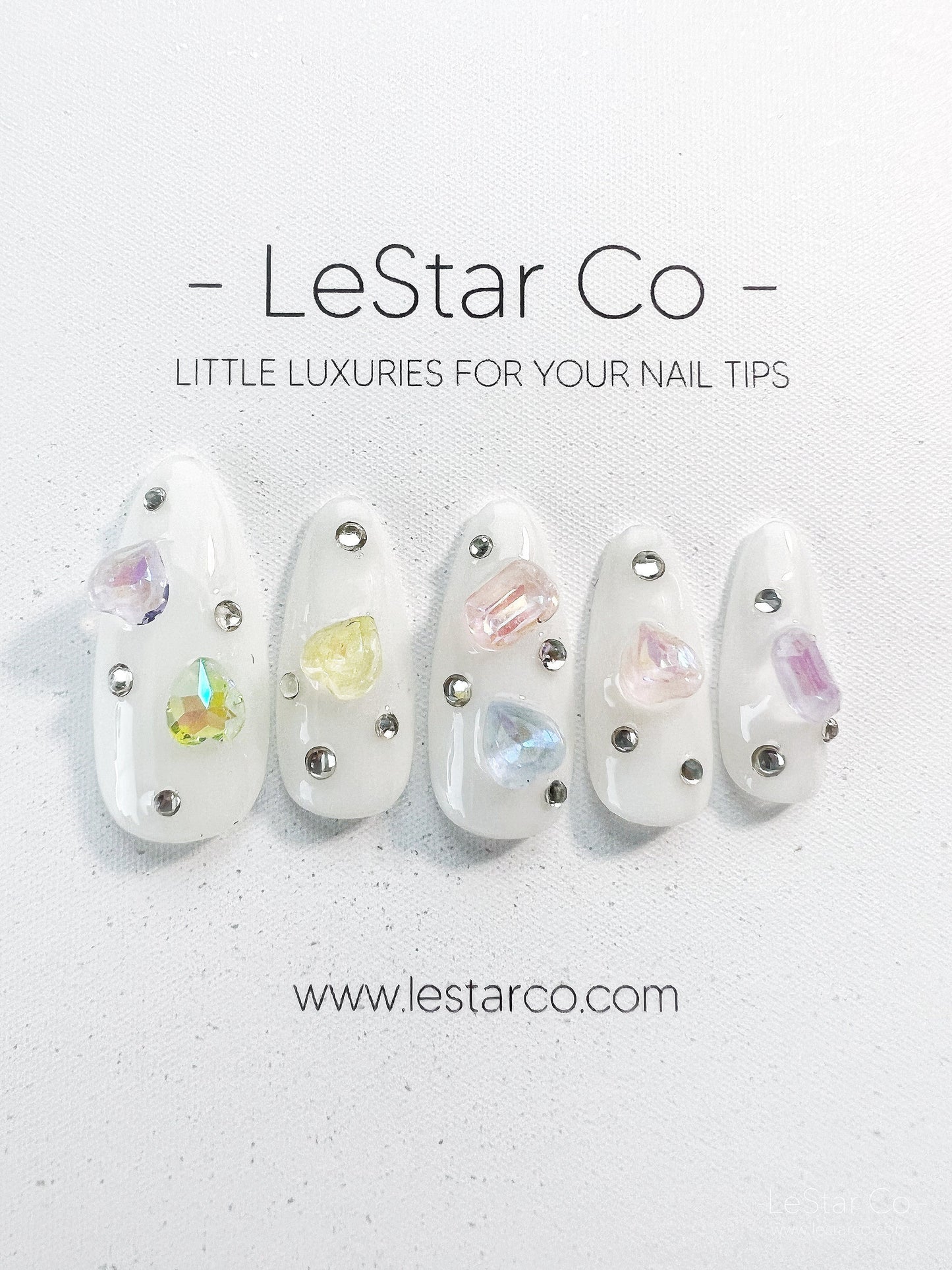 Reusable Aurora Crystal with rhinestones | Premium Press on Nails Gel Manicure | Fake Nails | Handmade | Lestarco faux nails 129zz