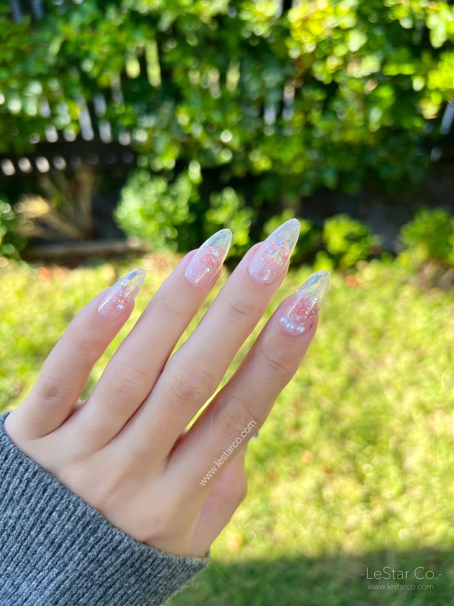 Reusable Aurora Heart Bear Nails Premium Short Press on Nails Gel Manicure | Fake Nails | Handmade | Lestarco faux nails MXJ163