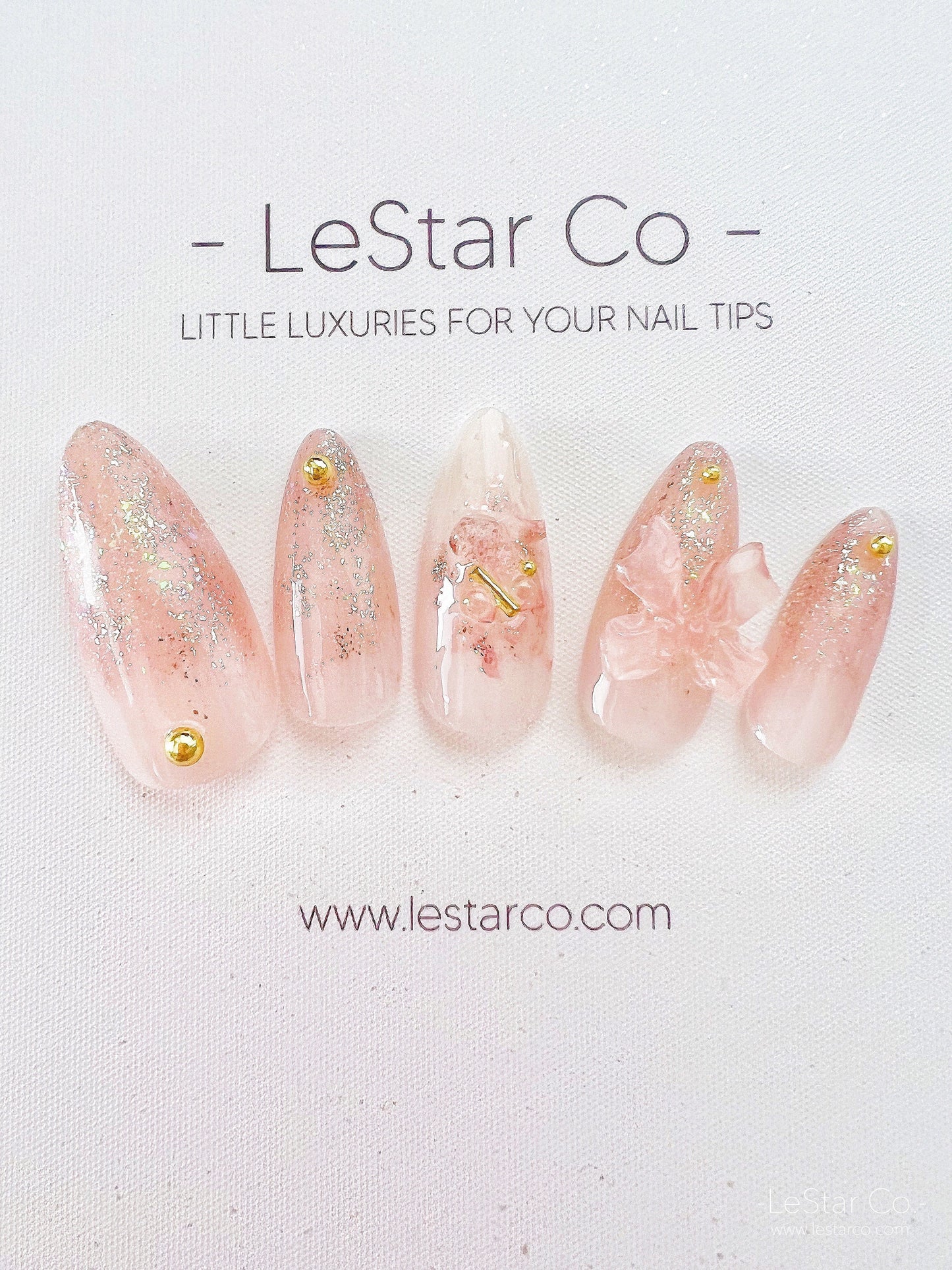 Reusable Pink Crystal and Bow Color Changes under sun | Premium Press on Nails Gel Manicure | Fake Nails | Handmade | Lestarco 153zz