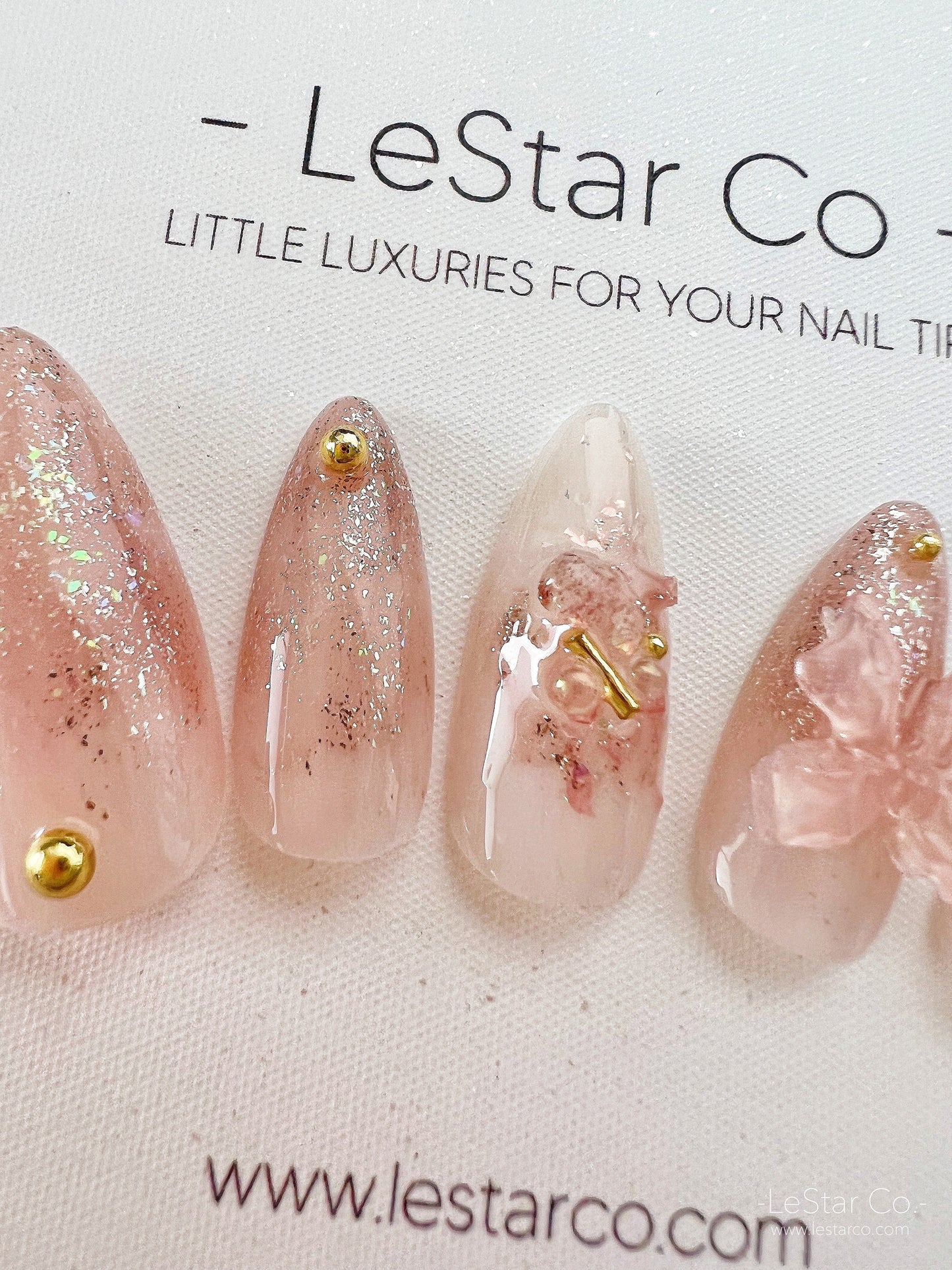 Reusable Pink Crystal and Bow Color Changes under sun | Premium Press on Nails Gel Manicure | Fake Nails | Handmade | Lestarco 153zz