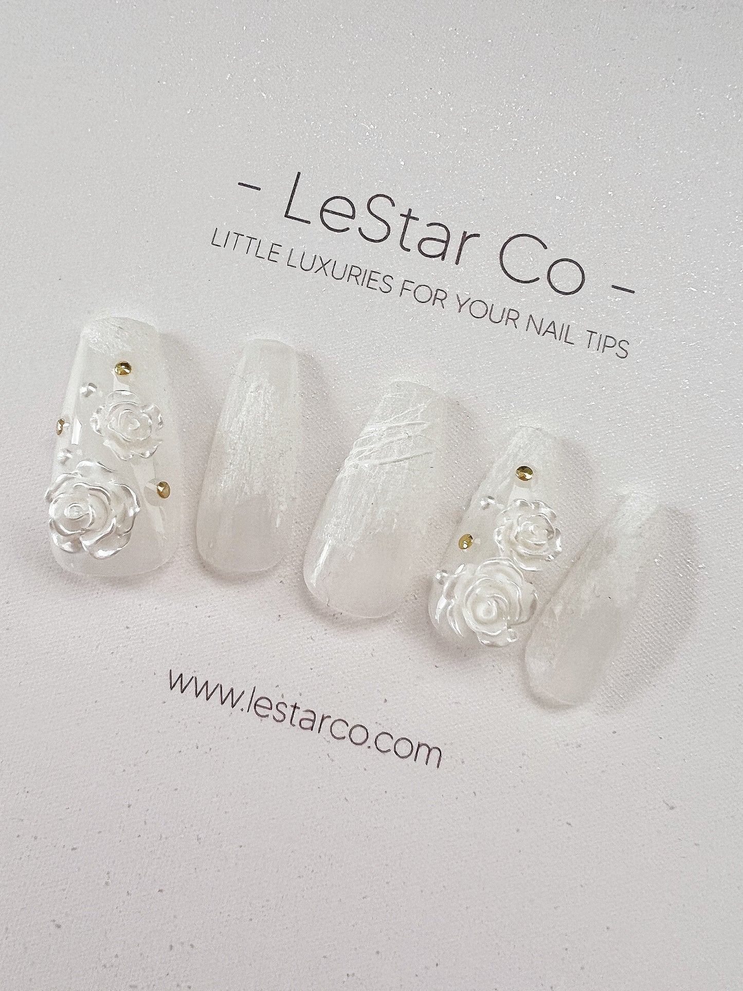 Reusable White Rosa Alba | Premium Press on Nails Gel | Fake Nails | Cute Fun Colorful Colorful Gel Nail Artist faux nails XWZ183