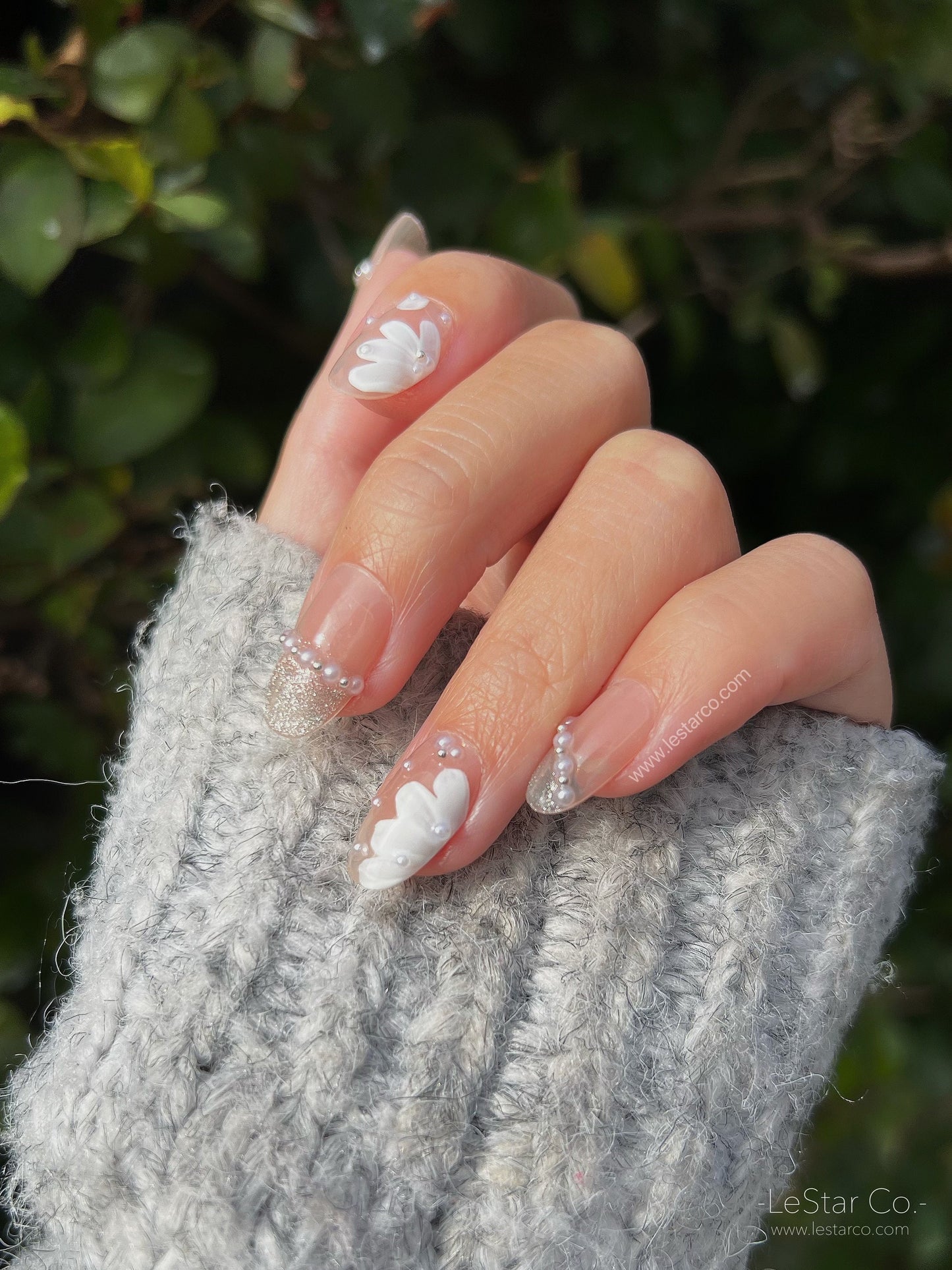 Reusable White Flower Pearl | Premium Press on Nails Gel | Fake Nails | Cute Fun Colorful Colorful Gel Nail Artist faux nails xx203