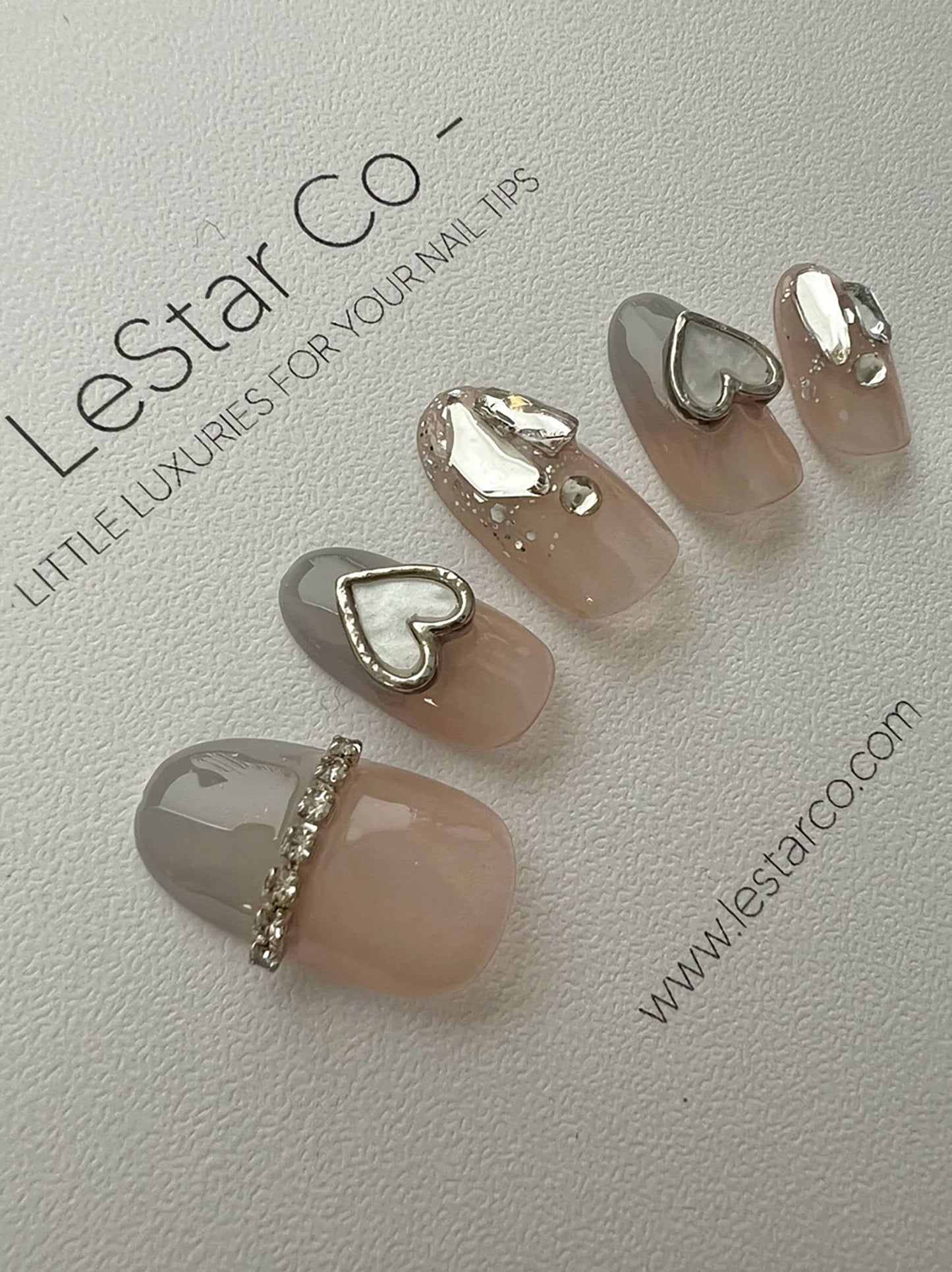 Reusable Grey and Silver Heart | Premium Press on Nails Gel | Fake Nails | Cute Fun Colorful Colorful Gel Nail Artist faux nails xx216