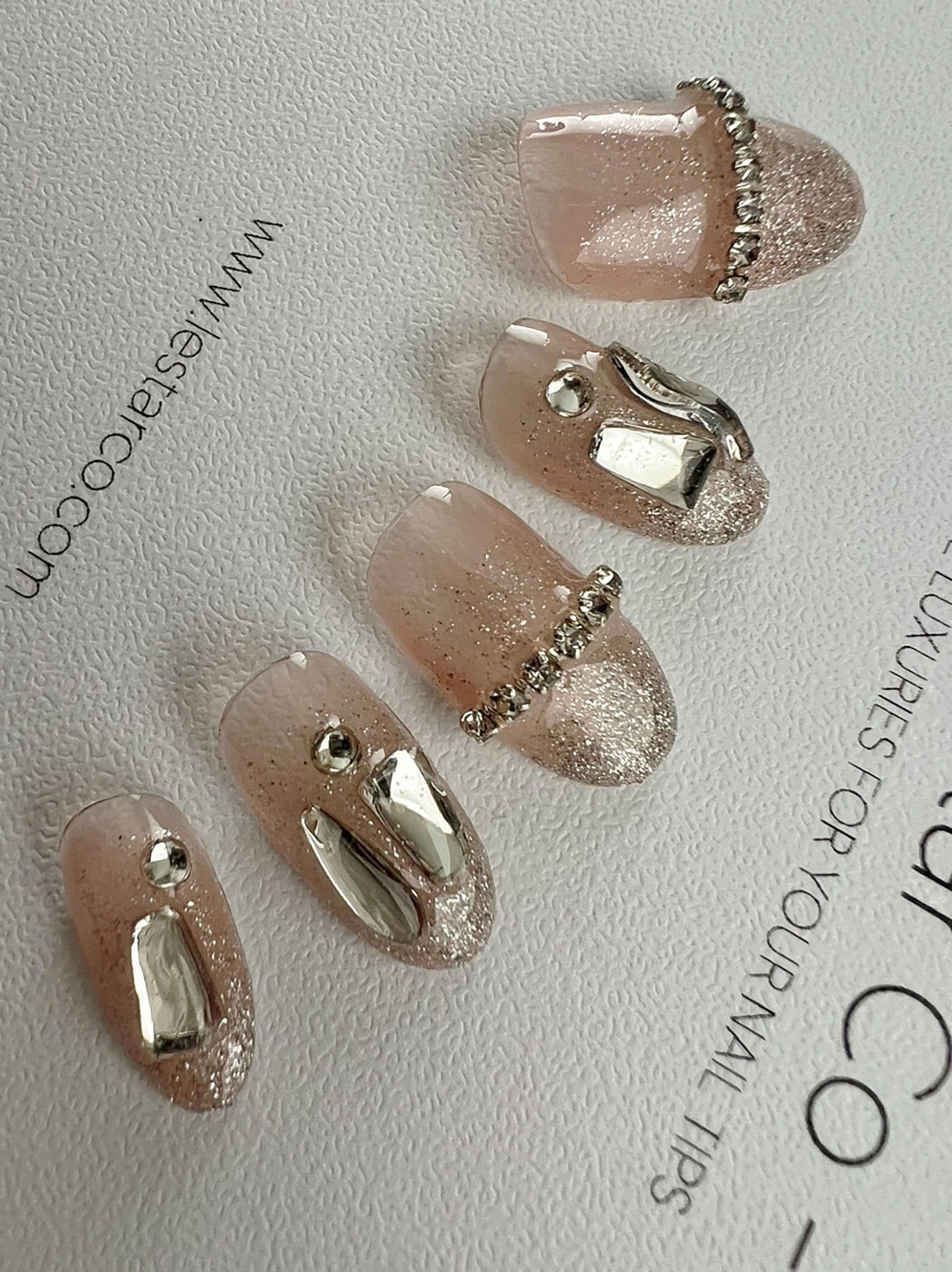 Reusable Grey and Silver Heart | Premium Press on Nails Gel | Fake Nails | Cute Fun Colorful Colorful Gel Nail Artist faux nails xx218