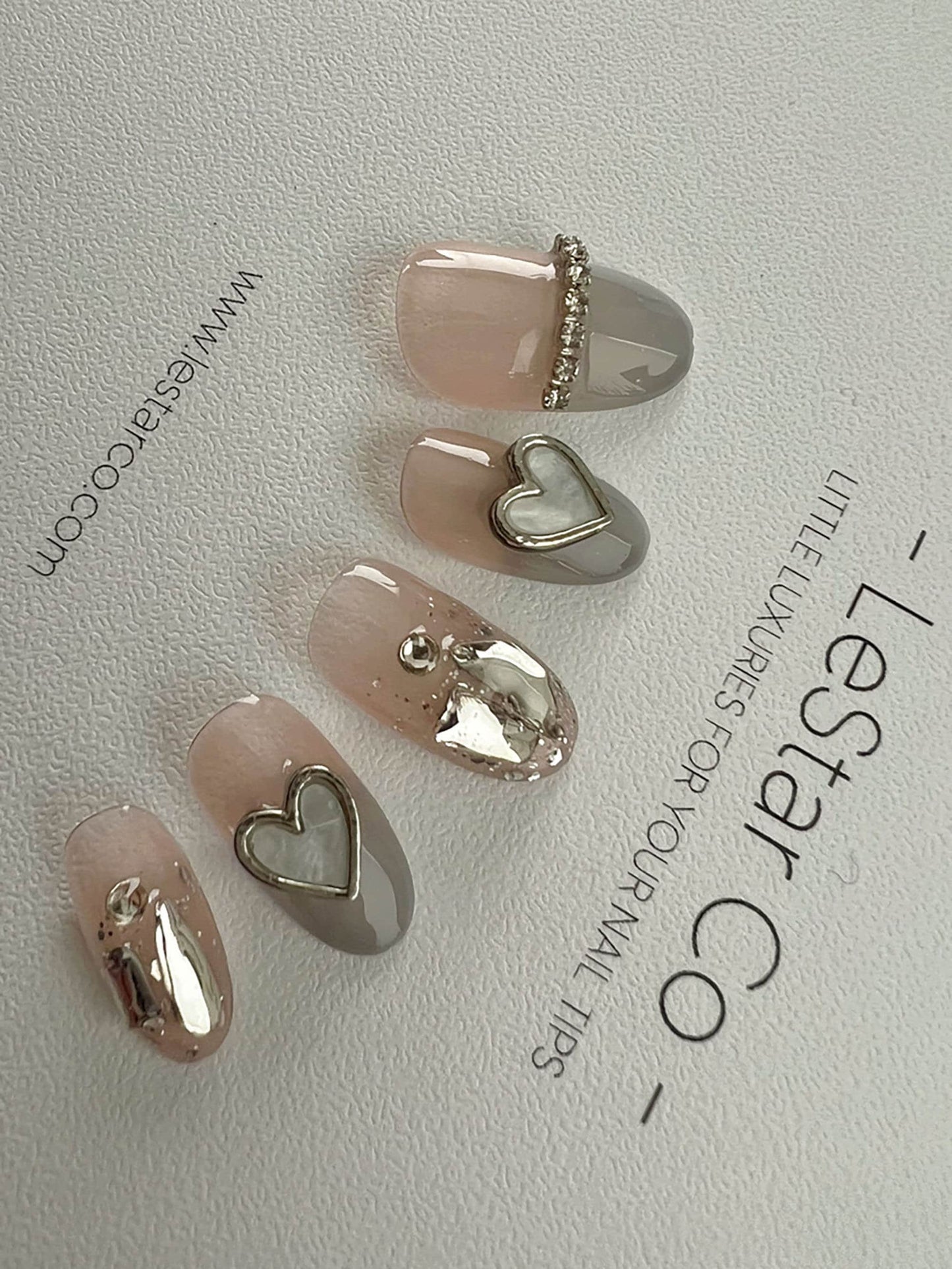 Reusable Grey and Silver Heart | Premium Press on Nails Gel | Fake Nails | Cute Fun Colorful Colorful Gel Nail Artist faux nails xx216