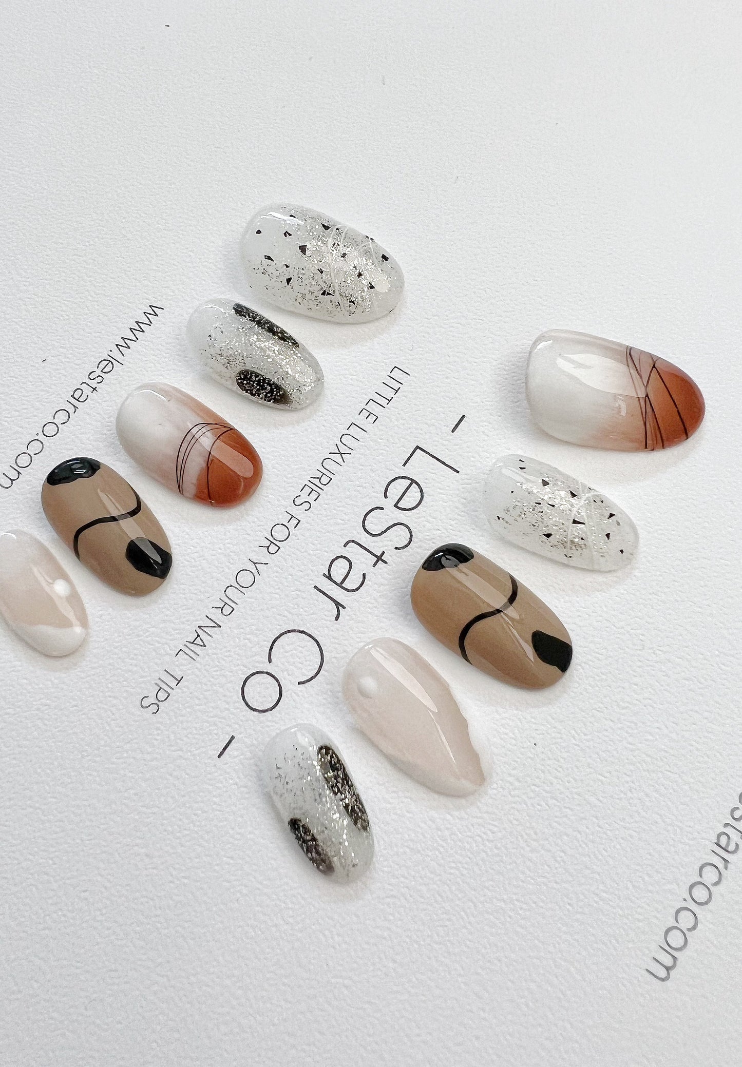 Reusable Minimalist Linea Premium Short Press on Nails Gel Manicure | Fake Nails | Handmade | Lestarco faux nails ML239
