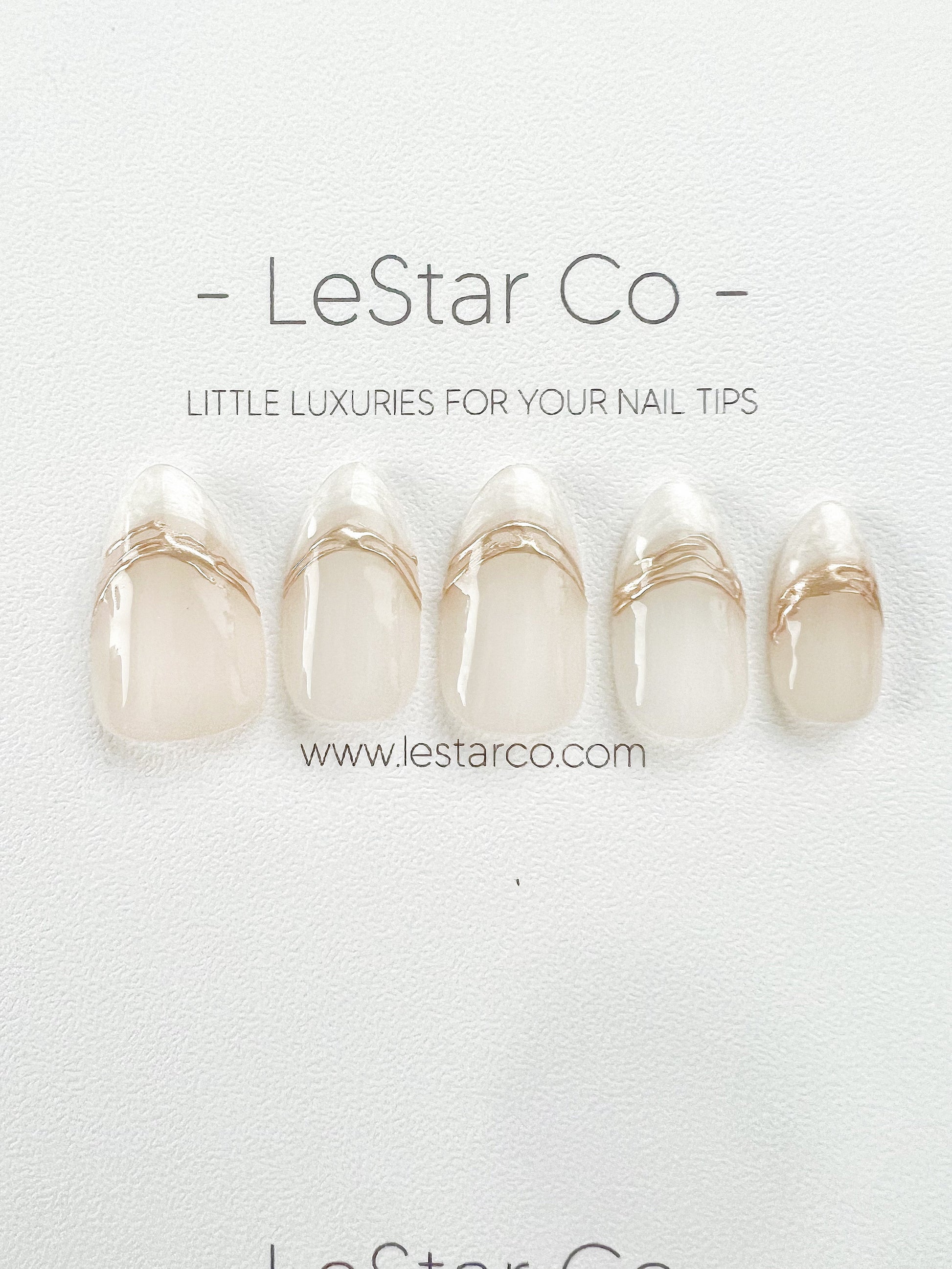 Reusable Pearl Royale | Premium Press on Nails Gel | Fake Nails | Cute Fun Colorful Gel Nail Artist faux nails ML299