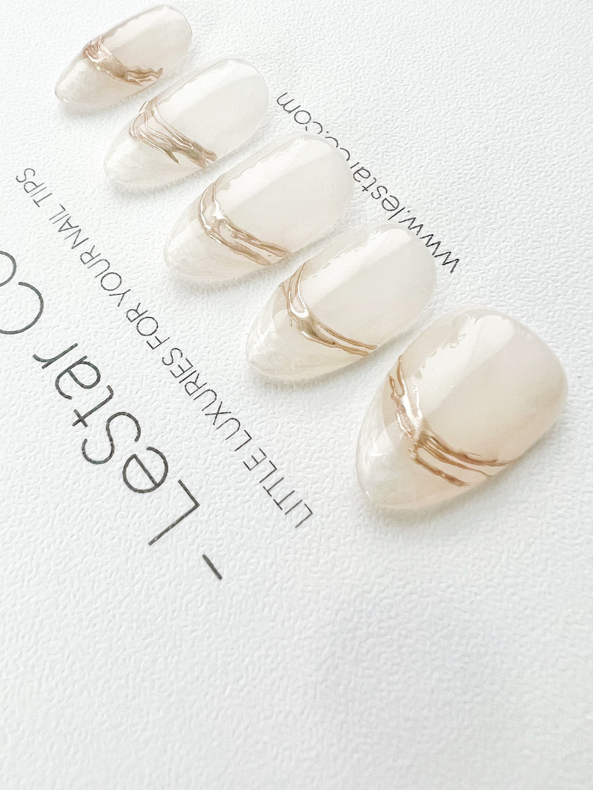 Reusable Pearl Royale | Premium Press on Nails Gel | Fake Nails | Cute Fun Colorful Gel Nail Artist faux nails ML299