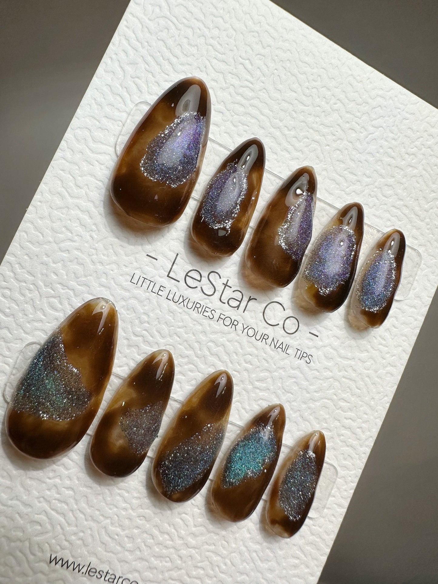 Reusable Living on Mars | Premium Short Press on Nails Gel Manicure | Fake Nails | Handmade | Lestarco faux nails TMR395