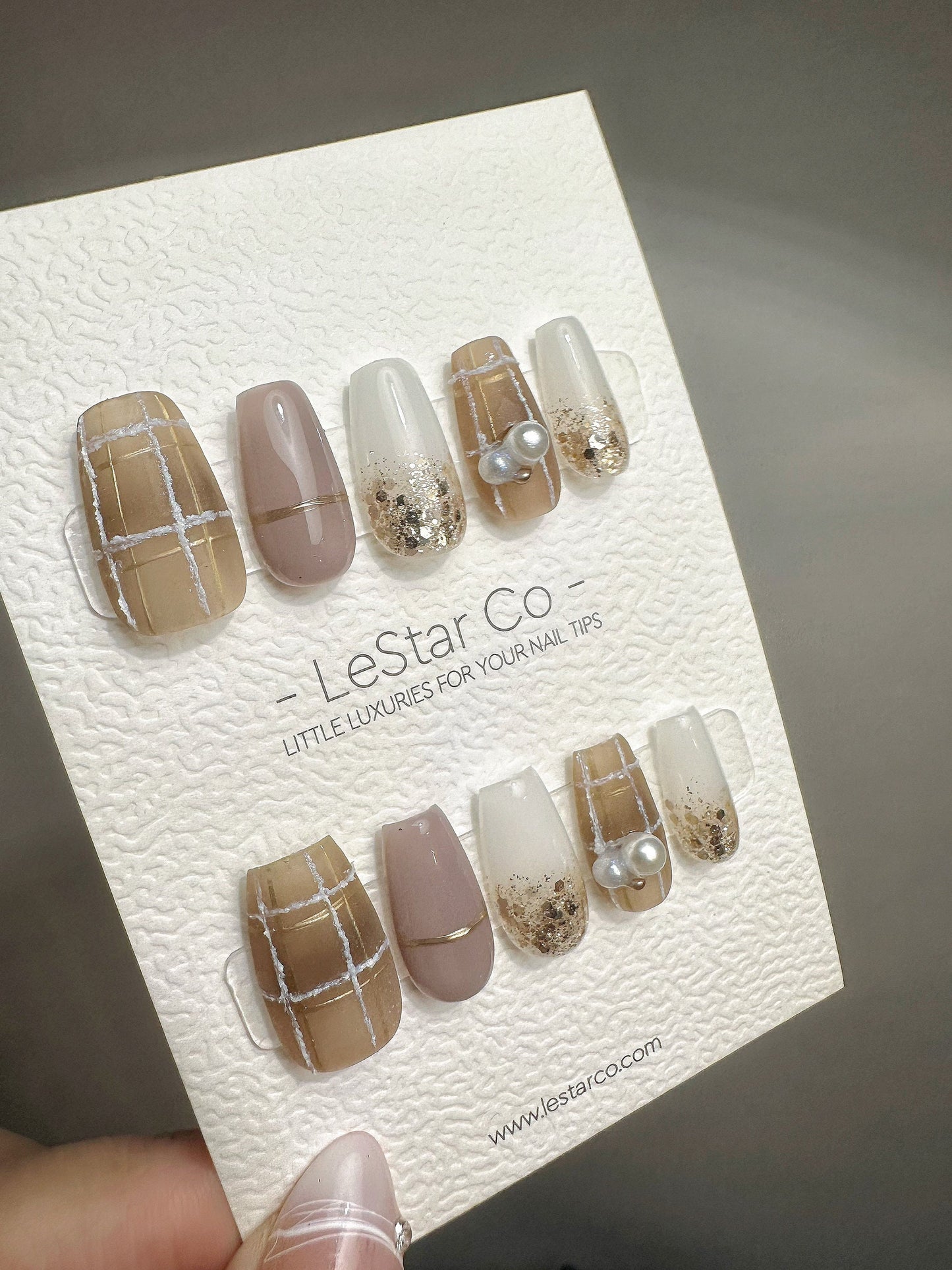 Reusable Nude Language Sophisticated Modern | Nails Premium Press on Nails Gel Manicure | Fake Nails | Handmade | Lestarco faux nails QN428