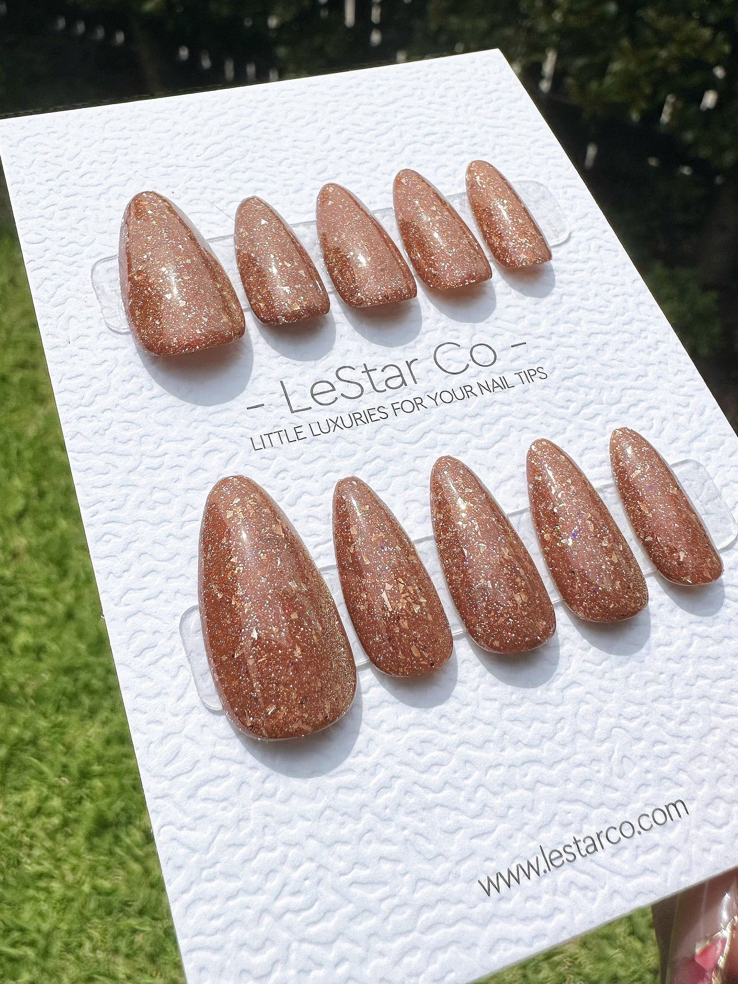 Reusable Cosmic Latte Brown Cat eye | Nails Premium Press on Nails Gel Manicure | Fake Nails | Handmade | Lestarco faux nails 439zz