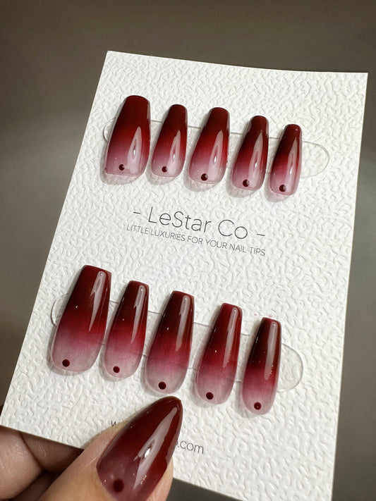 Reusable Bloody Gradient Red | Nails Premium Short Press on Nails Gel Manicure | Fake Nails | Handmade | Lestarco faux nails TMR382