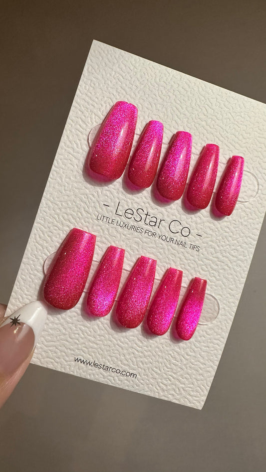 Reusable Dragon Fruit Hot Pink Cat eye | Nails Premium Press on Nails Gel Manicure | Fake Nails | Handmade | Lestarco faux nails TMR512